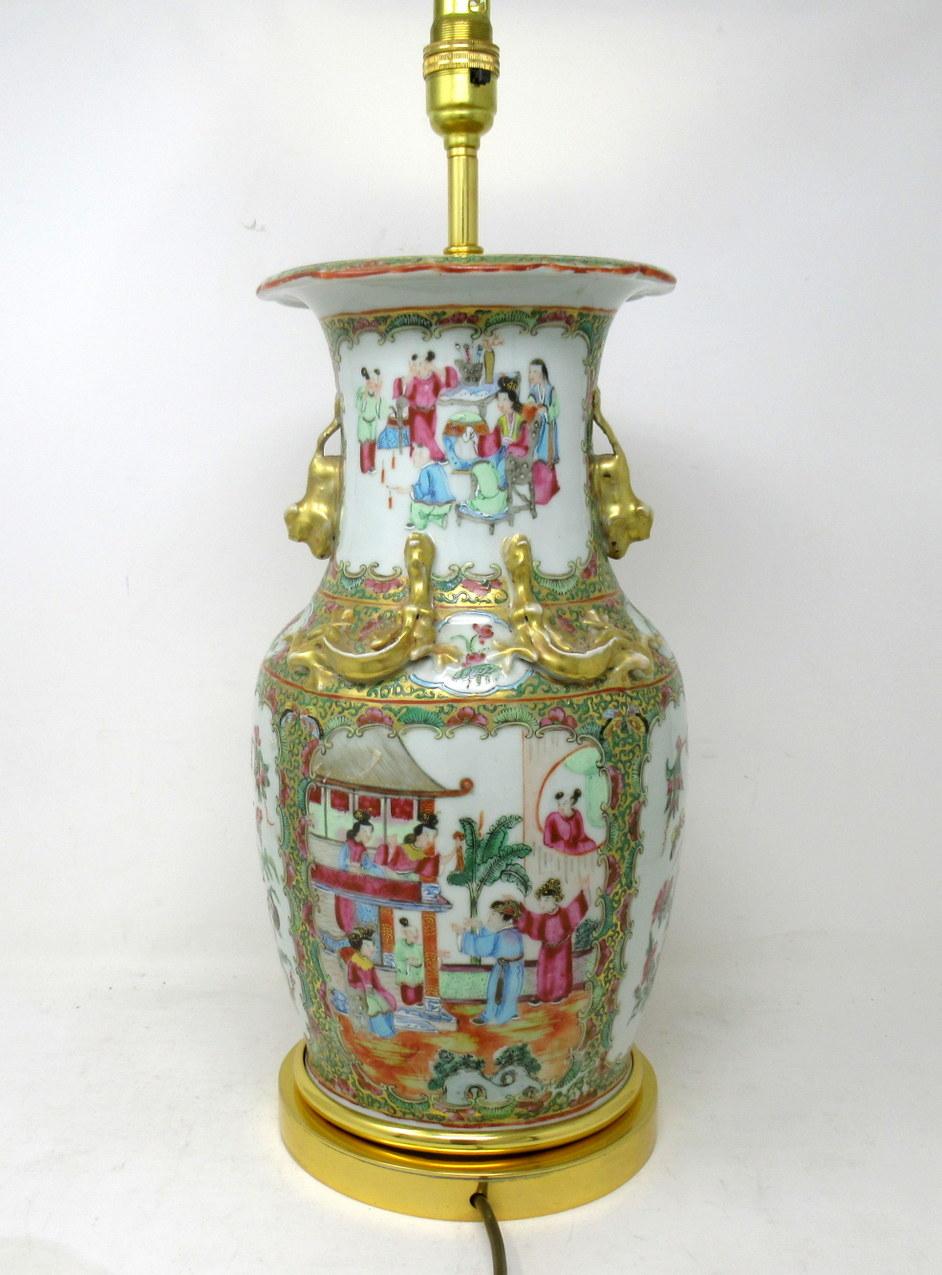 Antique Chinese Cantonese Famille Rose Verte Canton Porcelain Table Lamp Ormolu In Good Condition In Dublin, Ireland