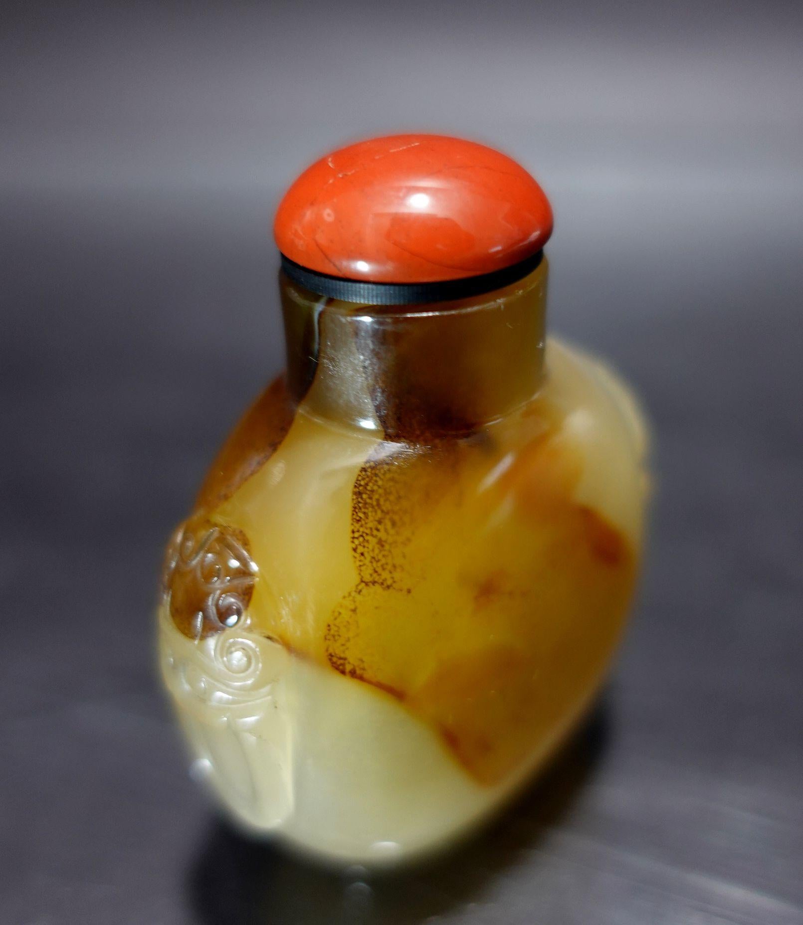 Antike chinesische geschnitzte Achat-Schnupftabakflasche #1, 19. Jahrhundert im Angebot 2