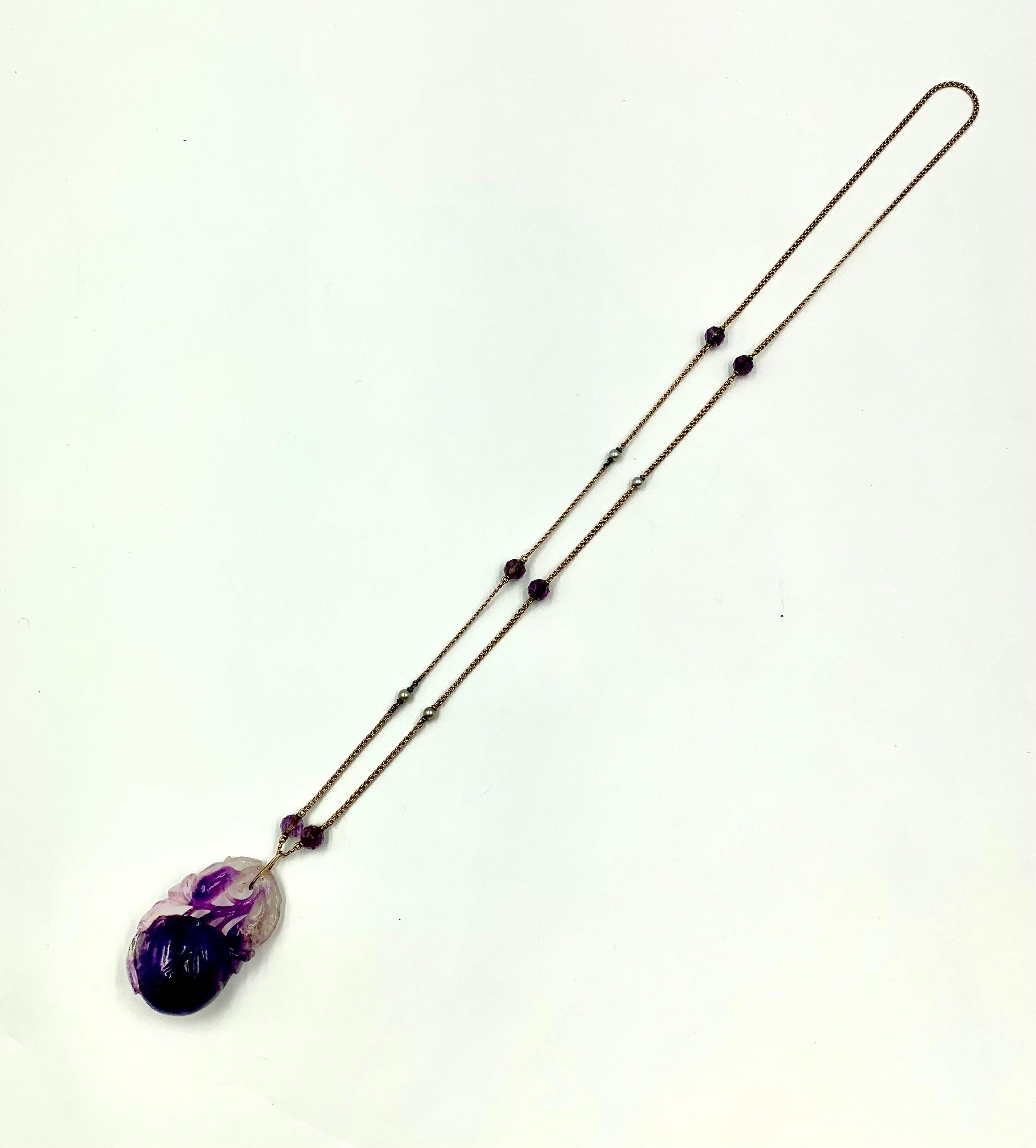 Hand-Carved Antique Chinese Carved Amethyst Peach Pendant 14K Gold Natural Pearl Necklace For Sale