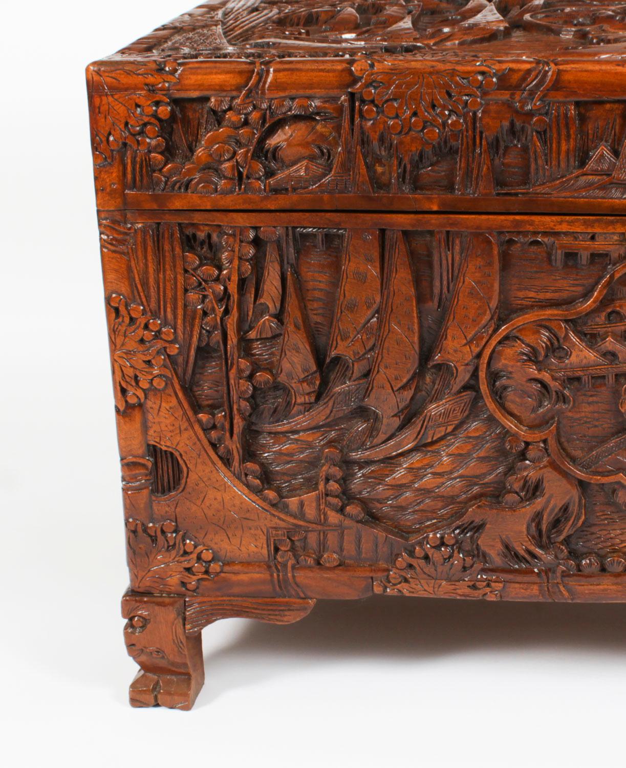 Antique Chinese Carved Camphor wood Trunk Coffer 20th Century For Sale 1
