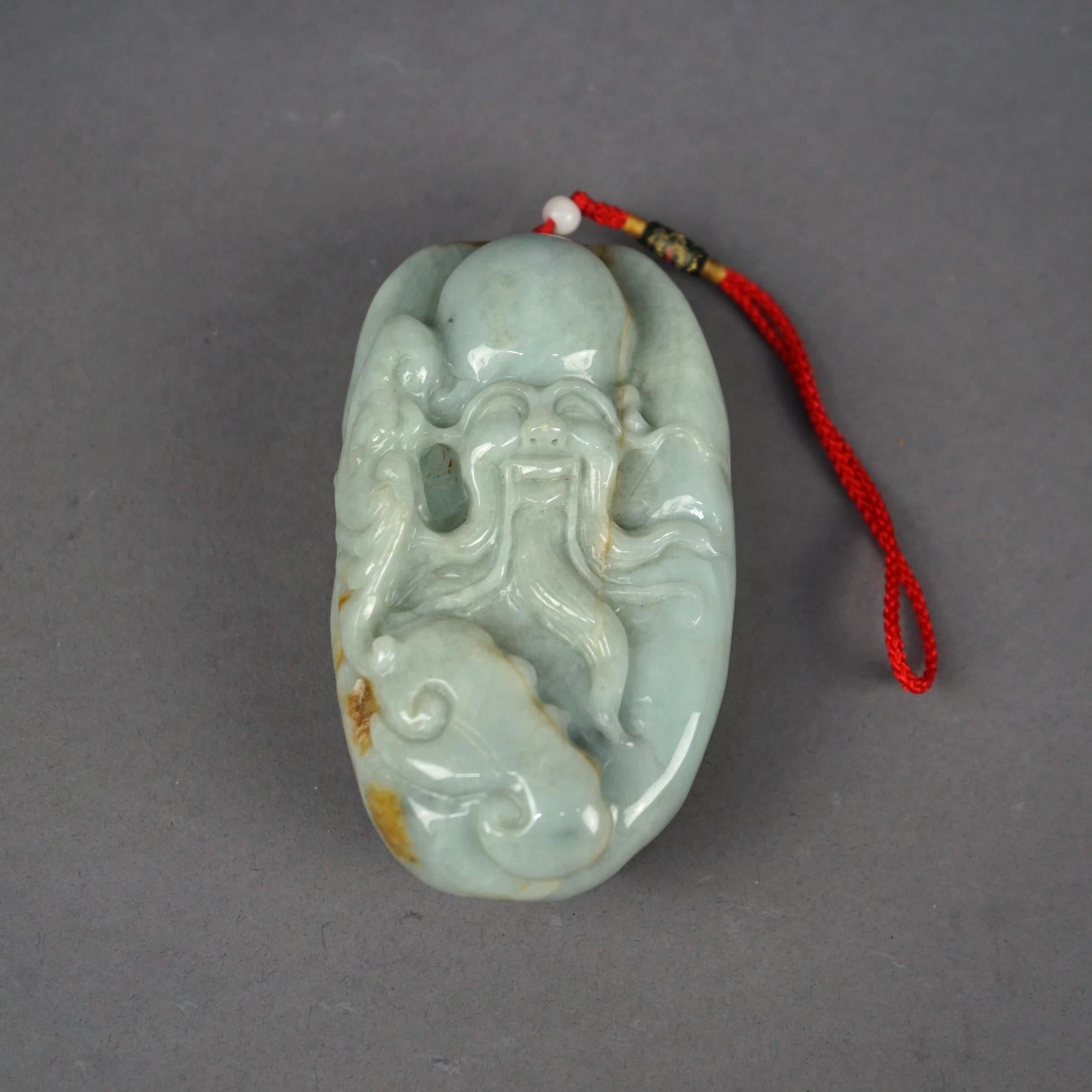 Antiker chinesischer geschnitzter Celadon-Jade- Wise Man Octopus aus dem 19. Jahrhundert

Maße: 4,5''H x 2,5''B x 1,5''D