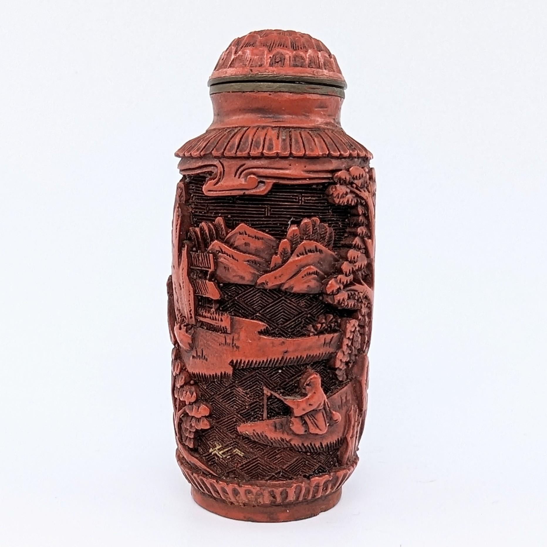 Antique Chinese Carved Cinnabar Lacquer Snuff Bottle Cylindrical 18-19c Qing  In Good Condition In Richmond, CA