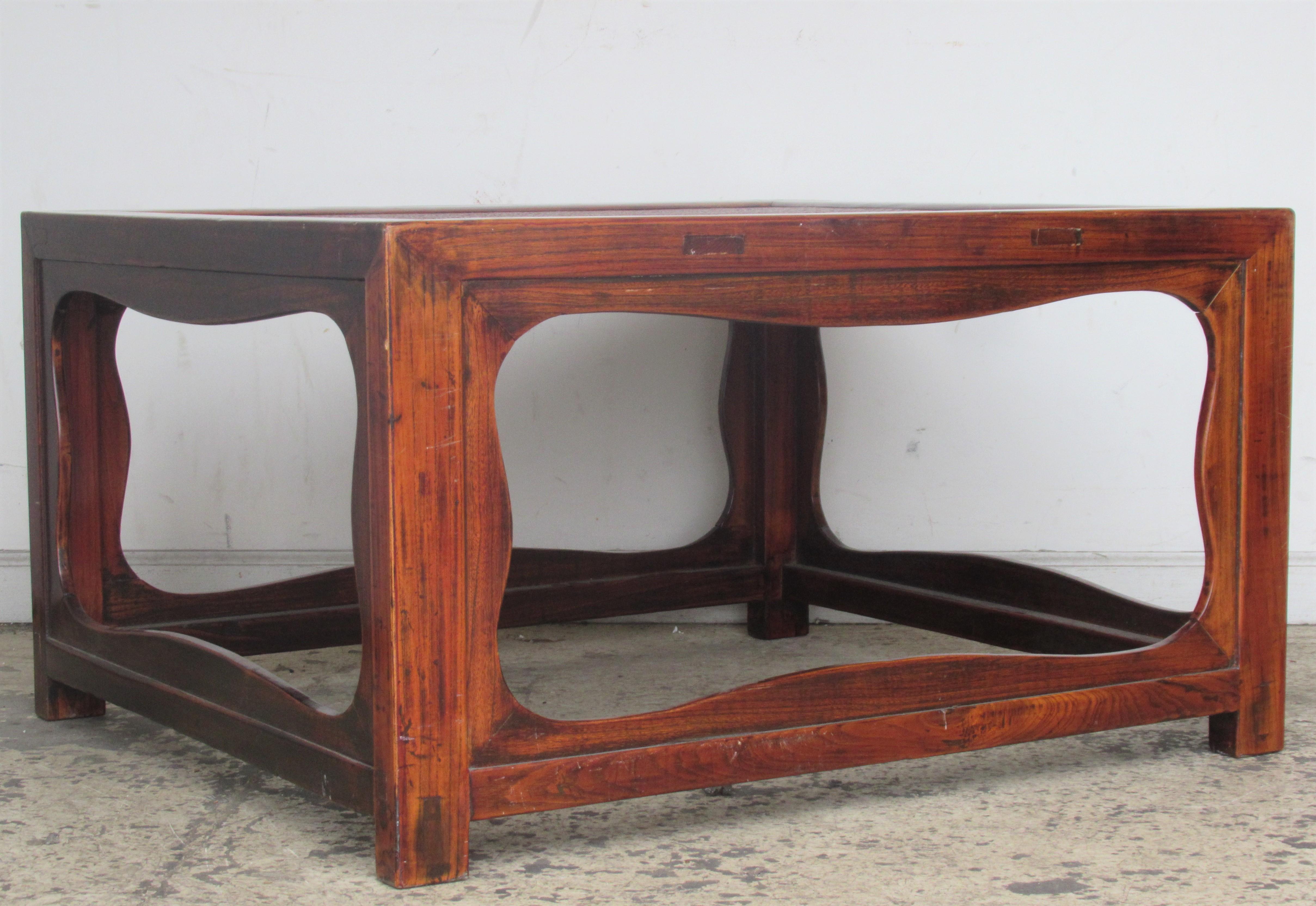 Antique Chinese Elm Coffee Table In Good Condition For Sale In Rochester, NY