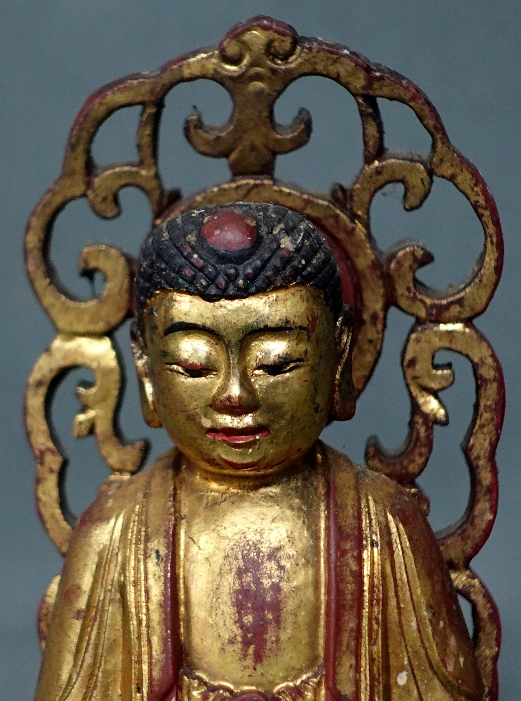 Antique Chinese Carved Gilt Buddha, 1800s, Ric.00040 In Good Condition For Sale In Norton, MA