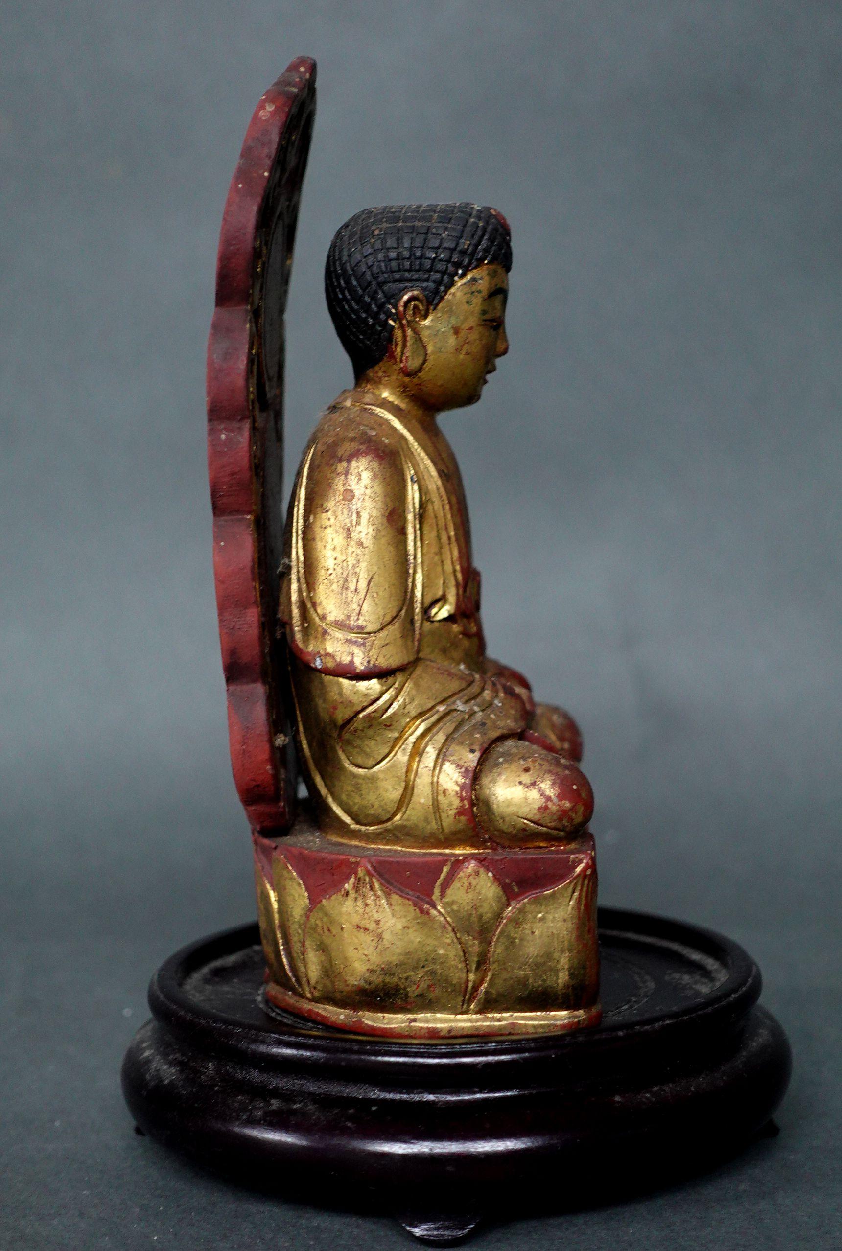 Wood Antique Chinese Carved Gilt Buddha, 1800s, Ric.00040 For Sale