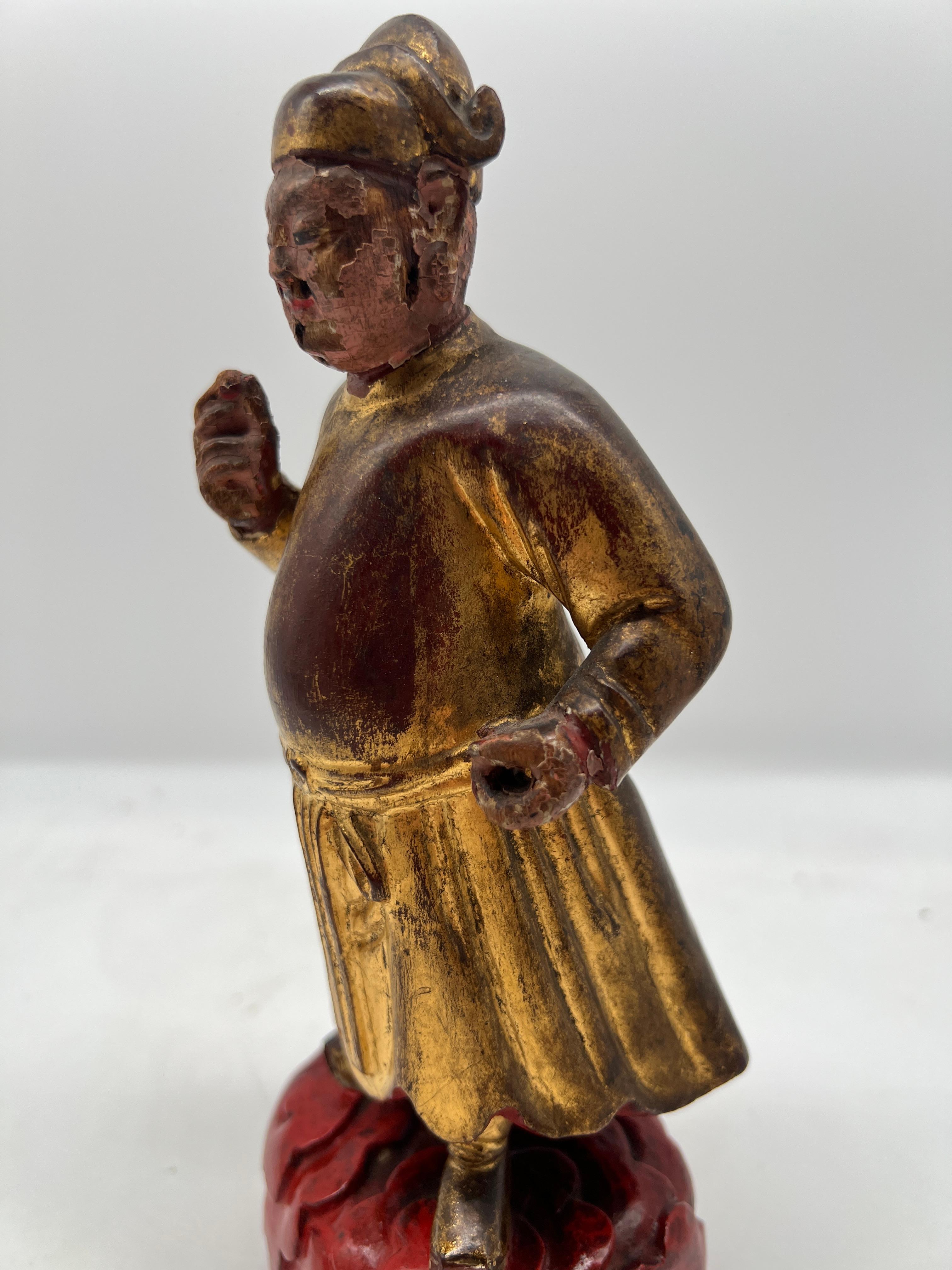 Antique Chinese Carved Gilt Wood & Polychrome Decorated Figure For Sale 1