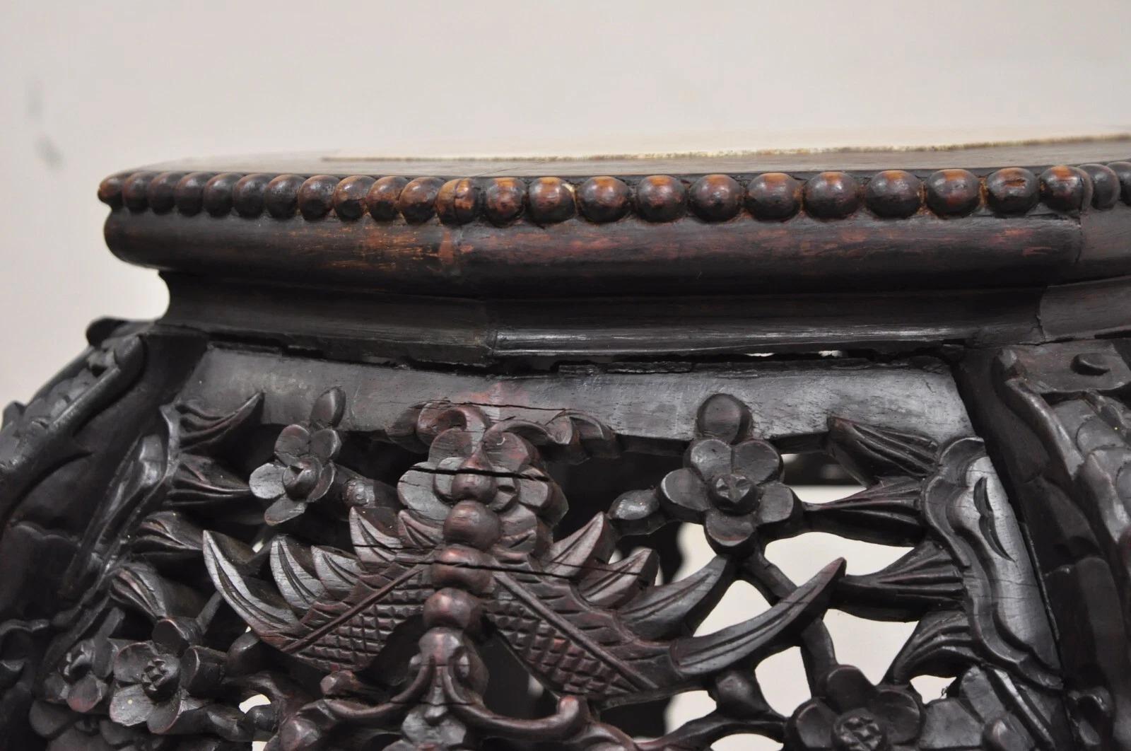 Mesa auxiliar china antigua de madera dura tallada con tapa de mármol para plantas orientales en venta 1