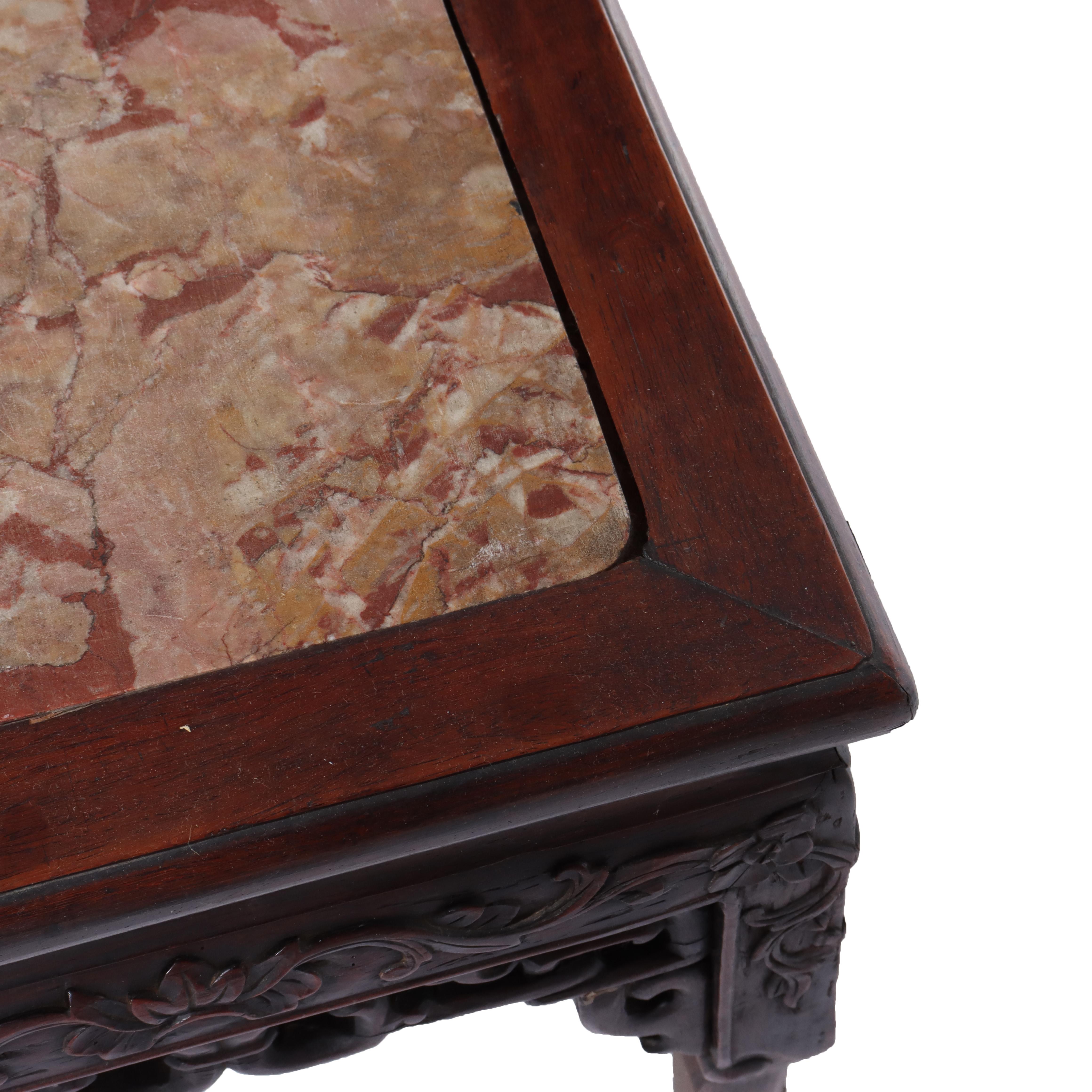 Ancienne table chinoise en bois dur sculpté et à plateau en marbre rouge C1920 en vente 1