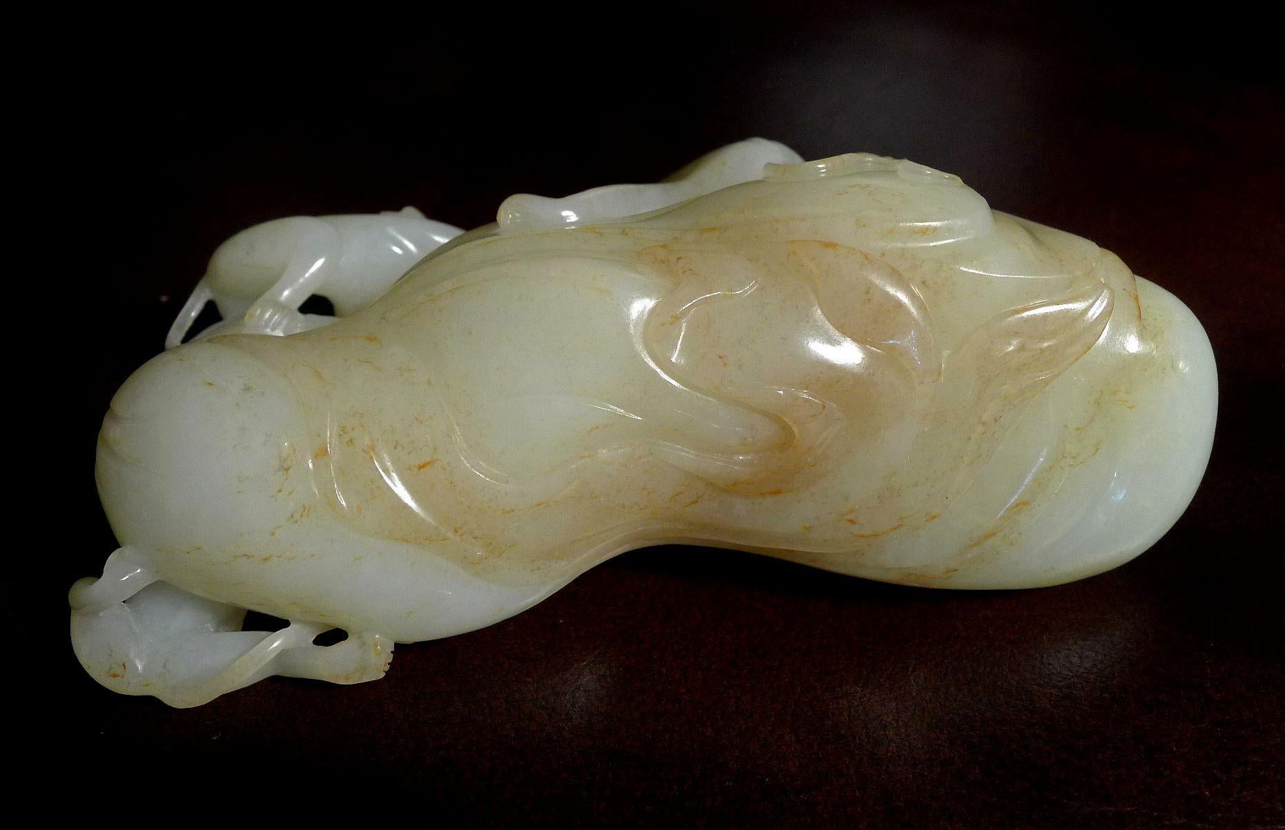 Antike chinesische geschnitzte Hetain-Weiß-/Celadon-Jade-Familie „Die Affenfamilie“ aus dem 18. Jahrhundert im Angebot 9