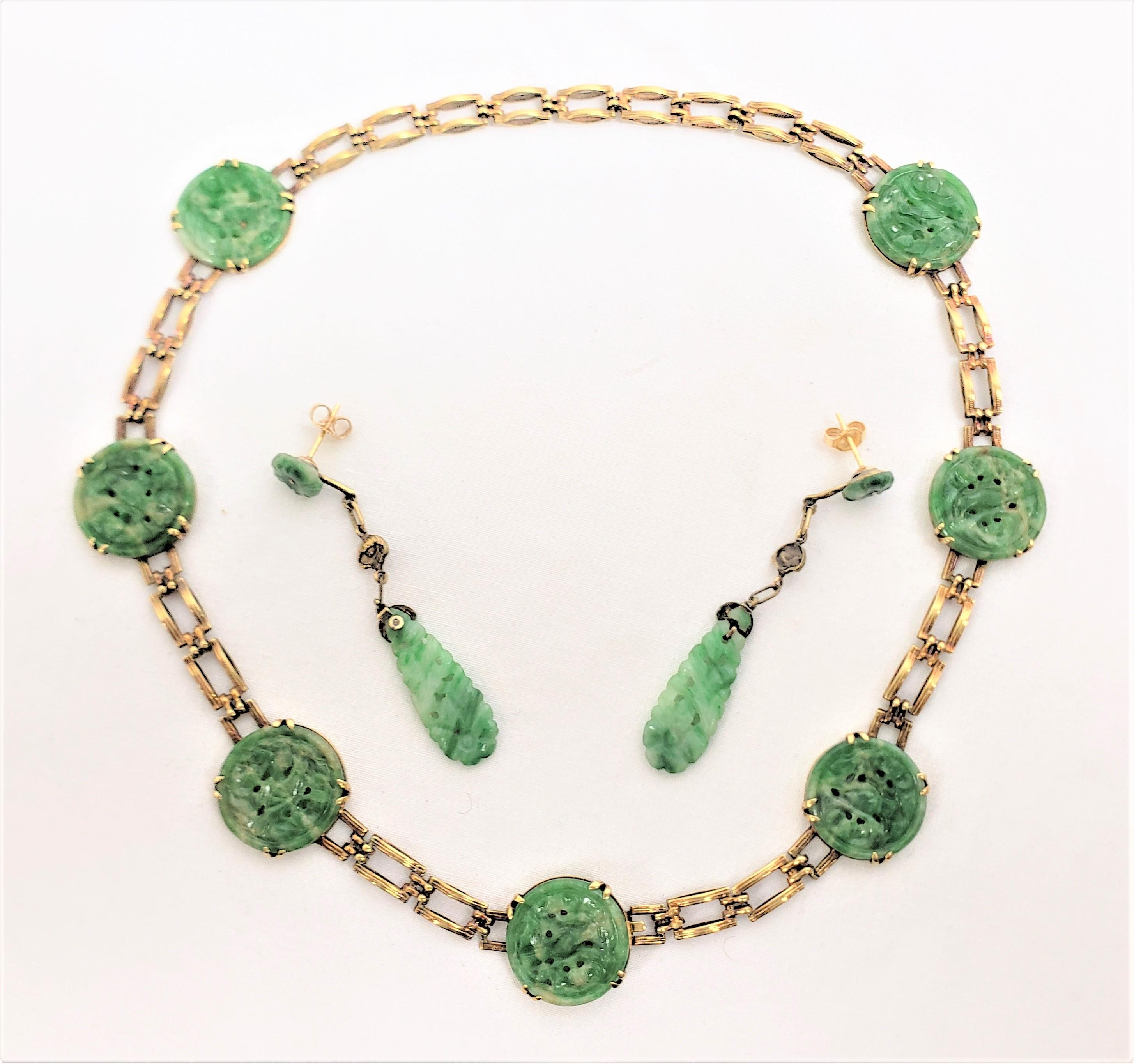 Antike chinesische geschnitzte Jade-Halskette, Ring & Ohrring aus 14 Karat Gelbgold (Chinesischer Export) im Angebot