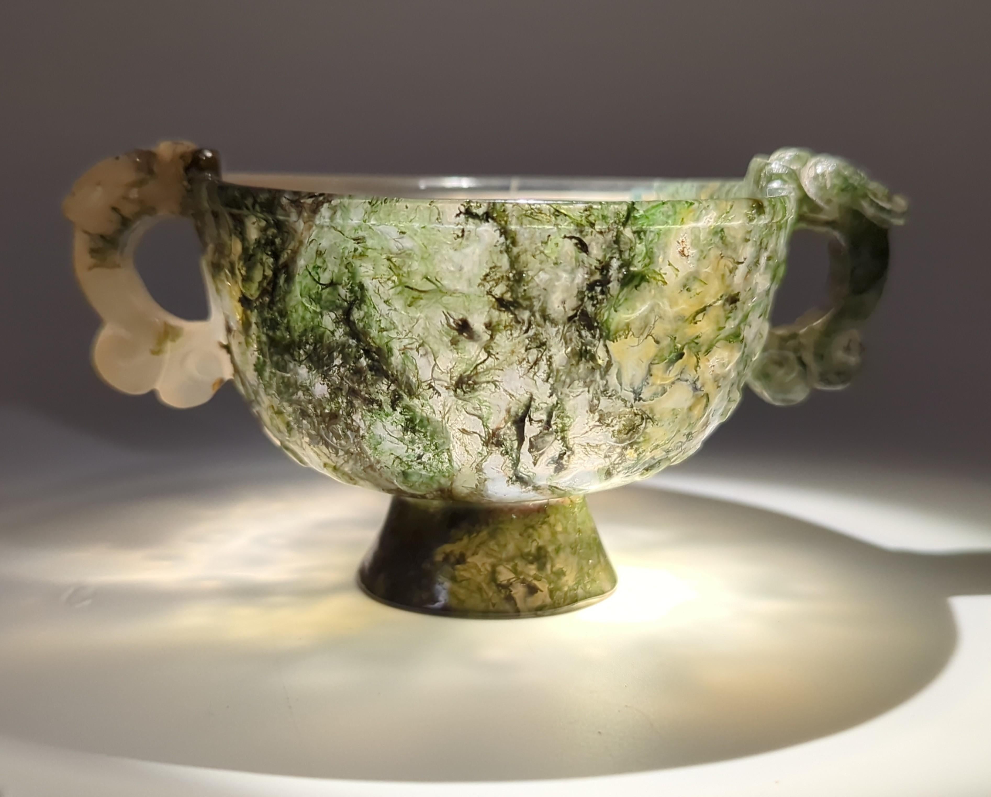 Antike chinesische geschnitzte Moss-Achat-Tasse mit Qilin-Griffen aus Hartholz, Qing 18/19c im Angebot 8