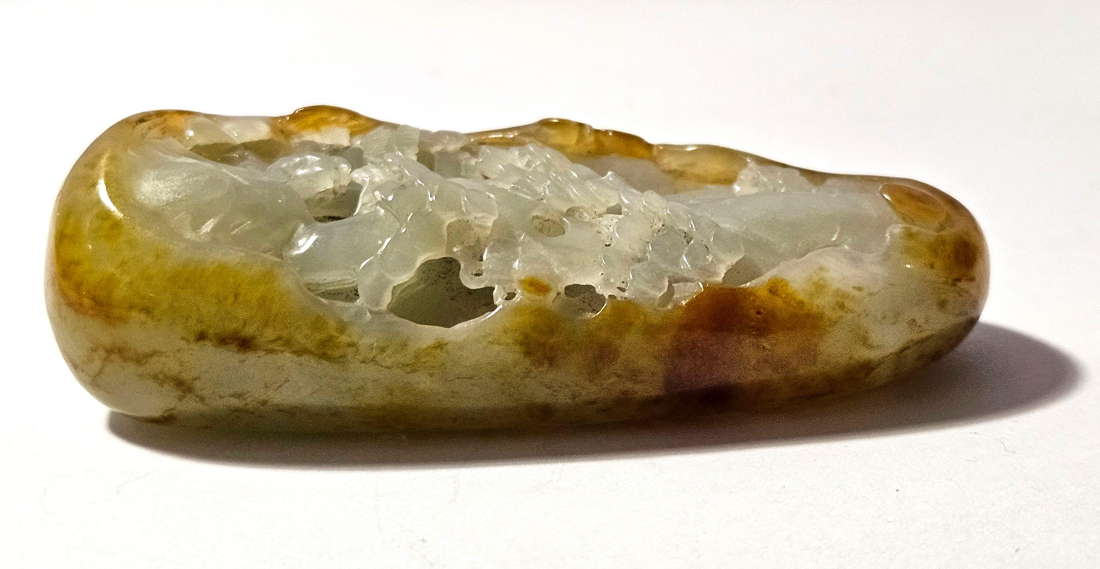 Antique galet chinois sculpté Hetian Jade blanc Ric#JD013 en vente 3