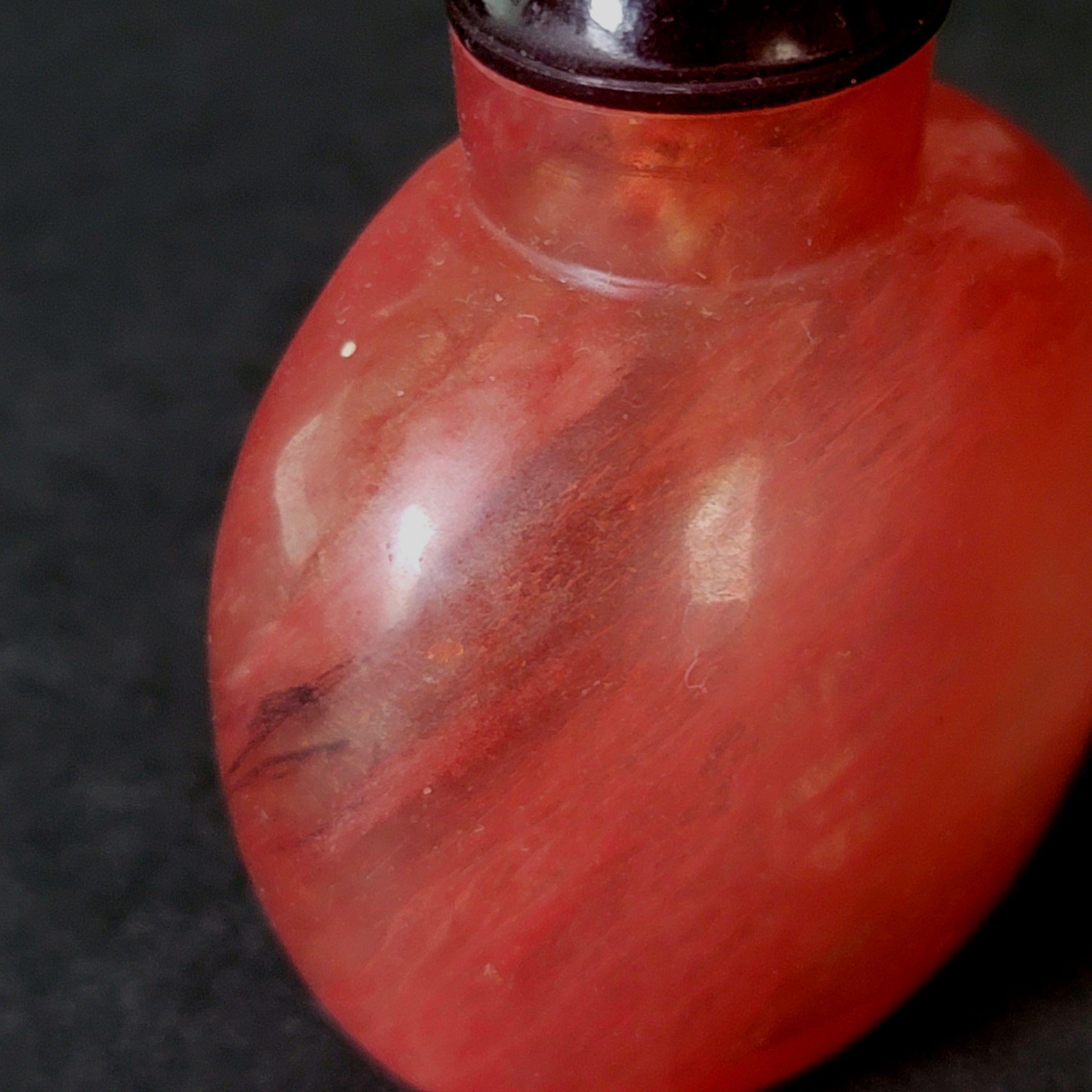 Agate Antique Chinese Carved Red Gemstone Snuff Bottle, Early 20th Century For Sale