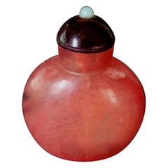 Antigua botella de rapé china tallada con piedras preciosas rojas, principios del siglo XX