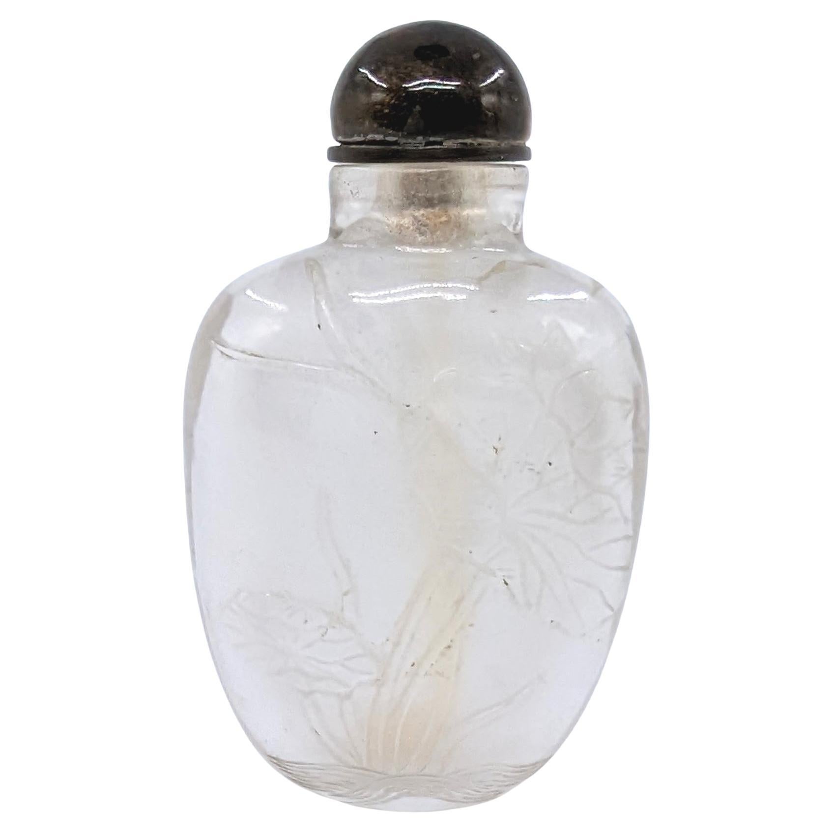 Antike chinesische geschnitzte Bergkristall-Schnupftabakflasche mit Tigerauge- Stopper, 19. Jahrhundert für Damen oder Herren im Angebot