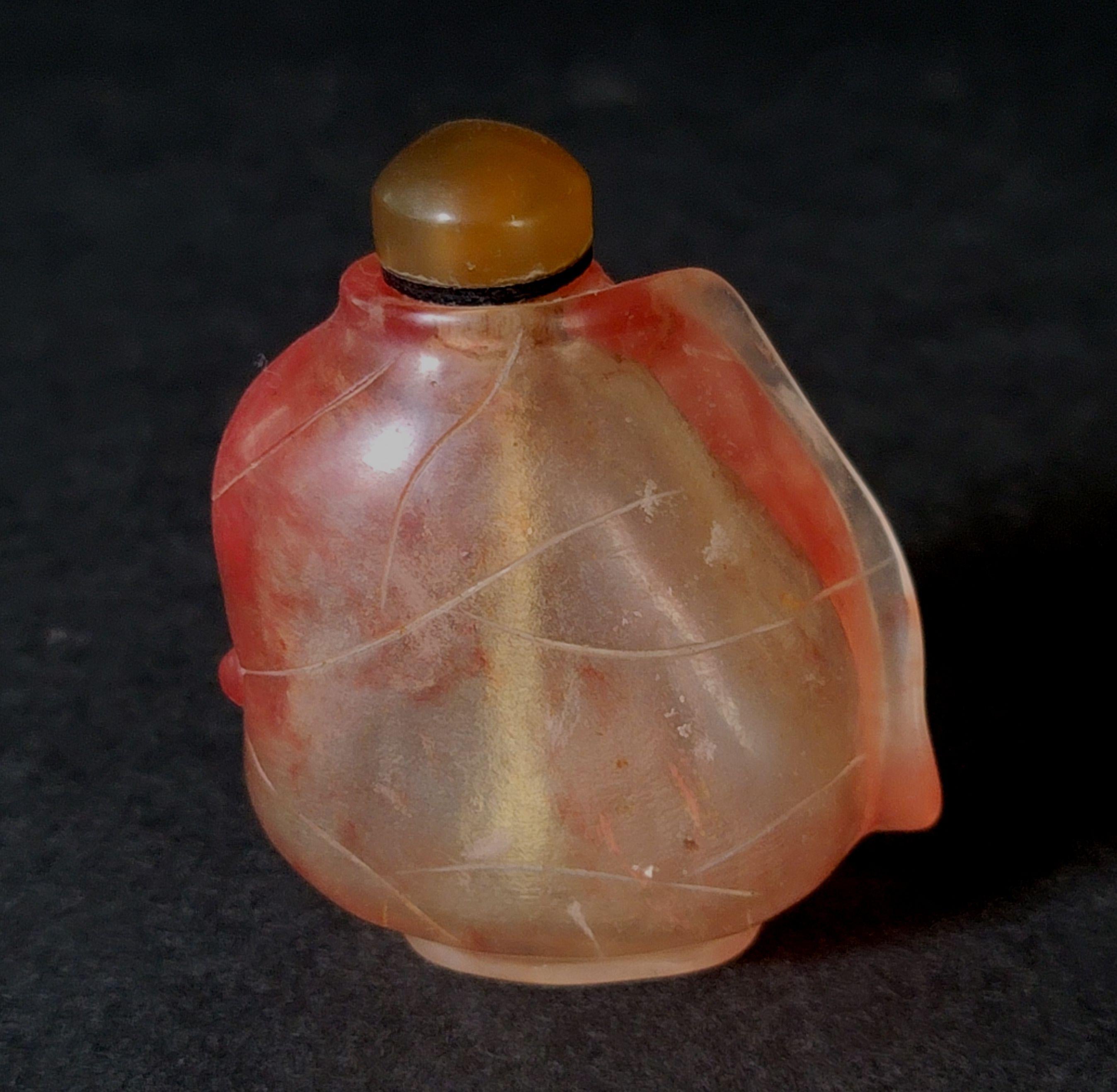 Antique Chinese Carved Rock Crystal with Pink Grain Snuff Bottle, 19th Century For Sale 3