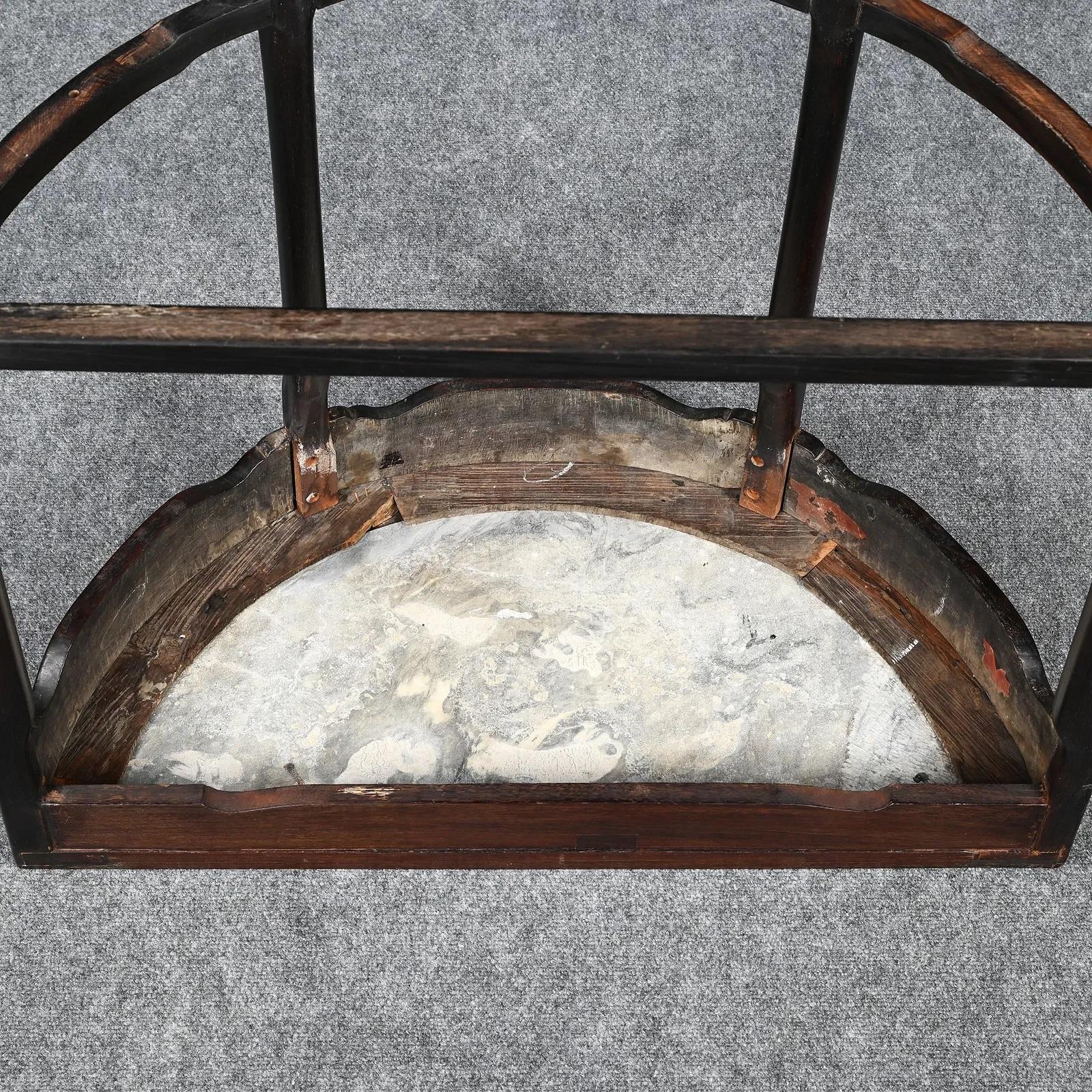 Antigua mesa consola china de palisandro tallado demi-lune en Bueno estado para la venta en Greenwich, CT