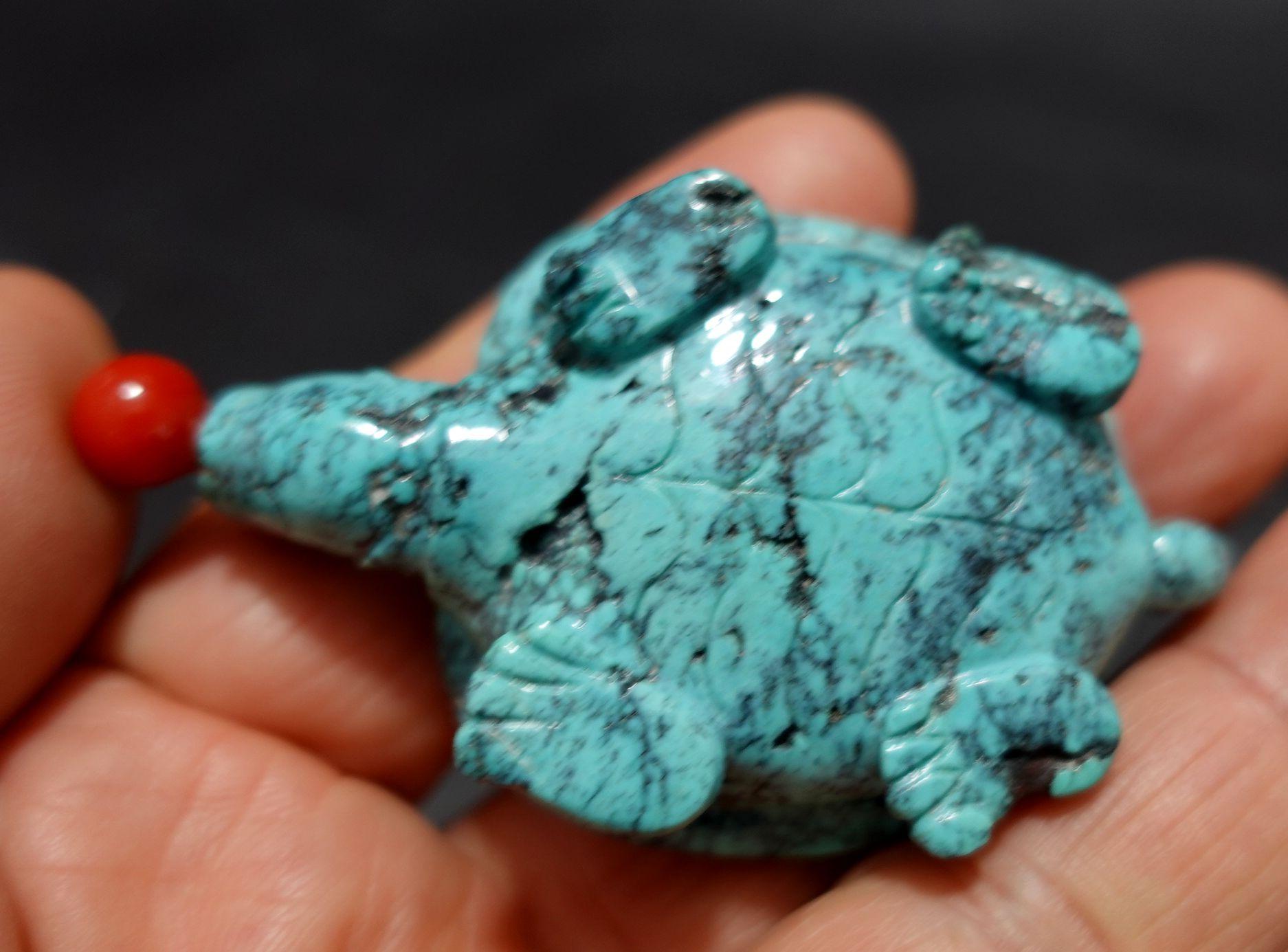 Antique Chinese Carved Turquoise Turtle Snuff Bottle, 19th Century For Sale 12