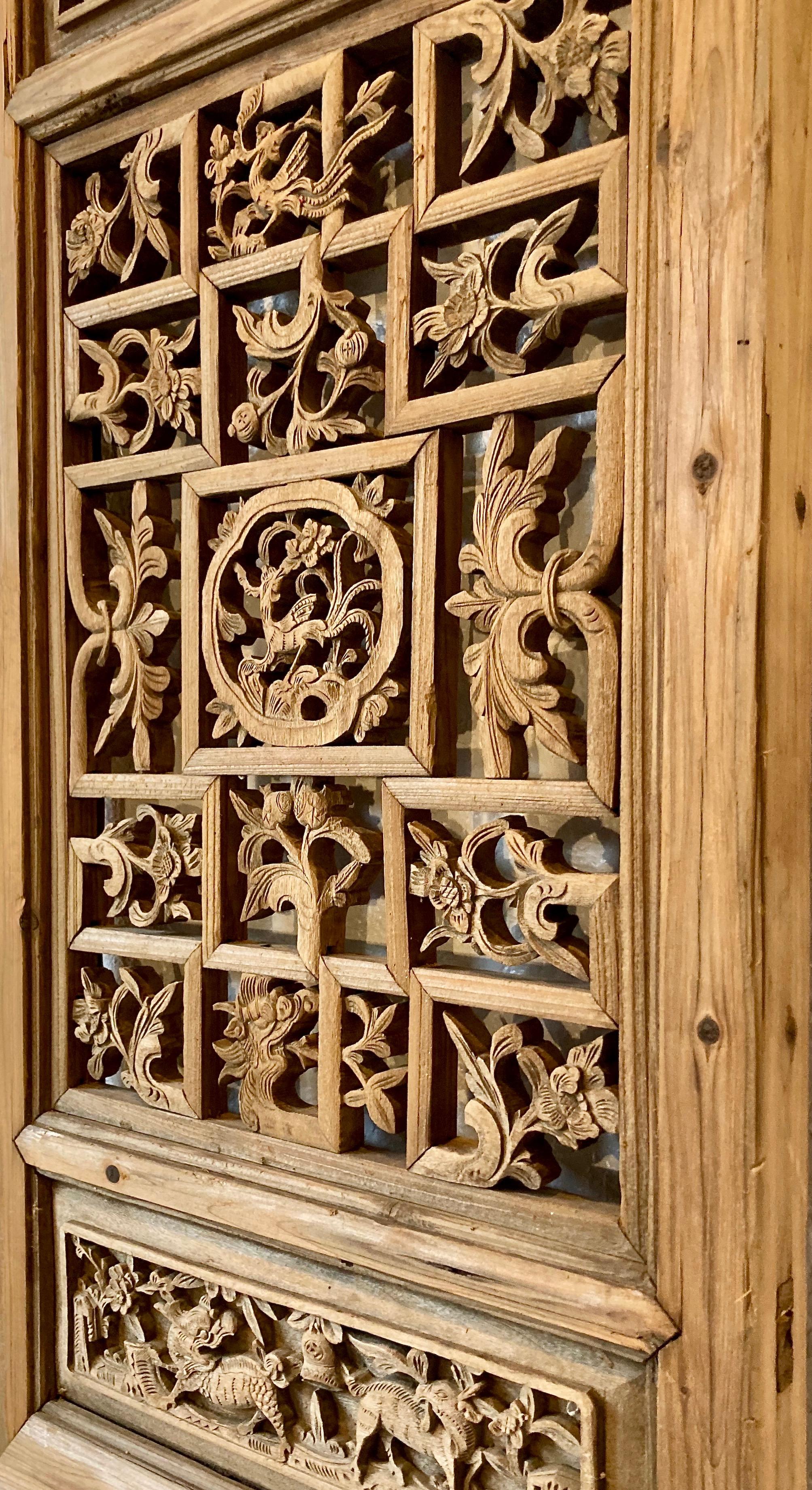 Sculpté à la main Panneau en bois sculpté chinois ancien en vente