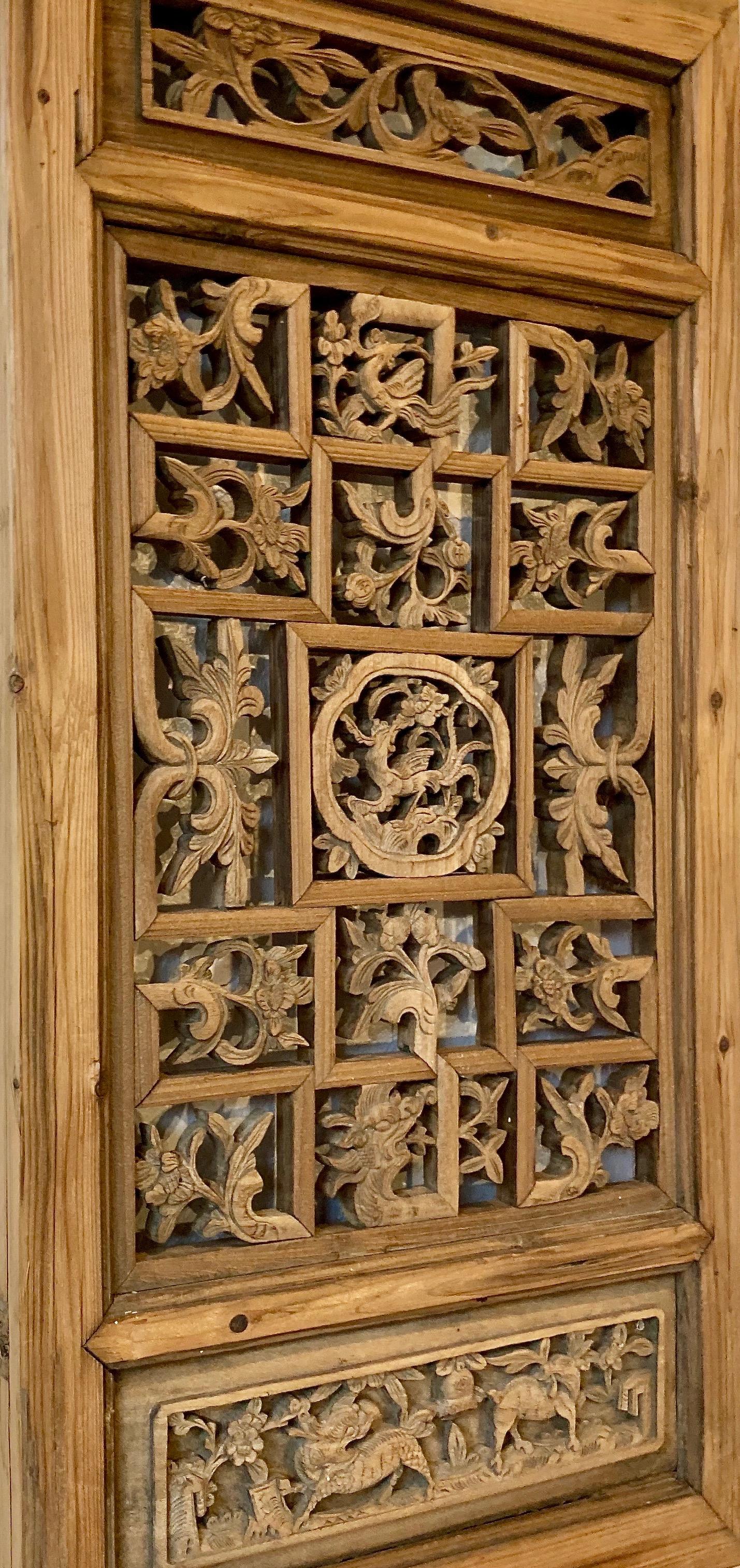 Panneau en bois sculpté chinois ancien Bon état - En vente à Sherwood, OR