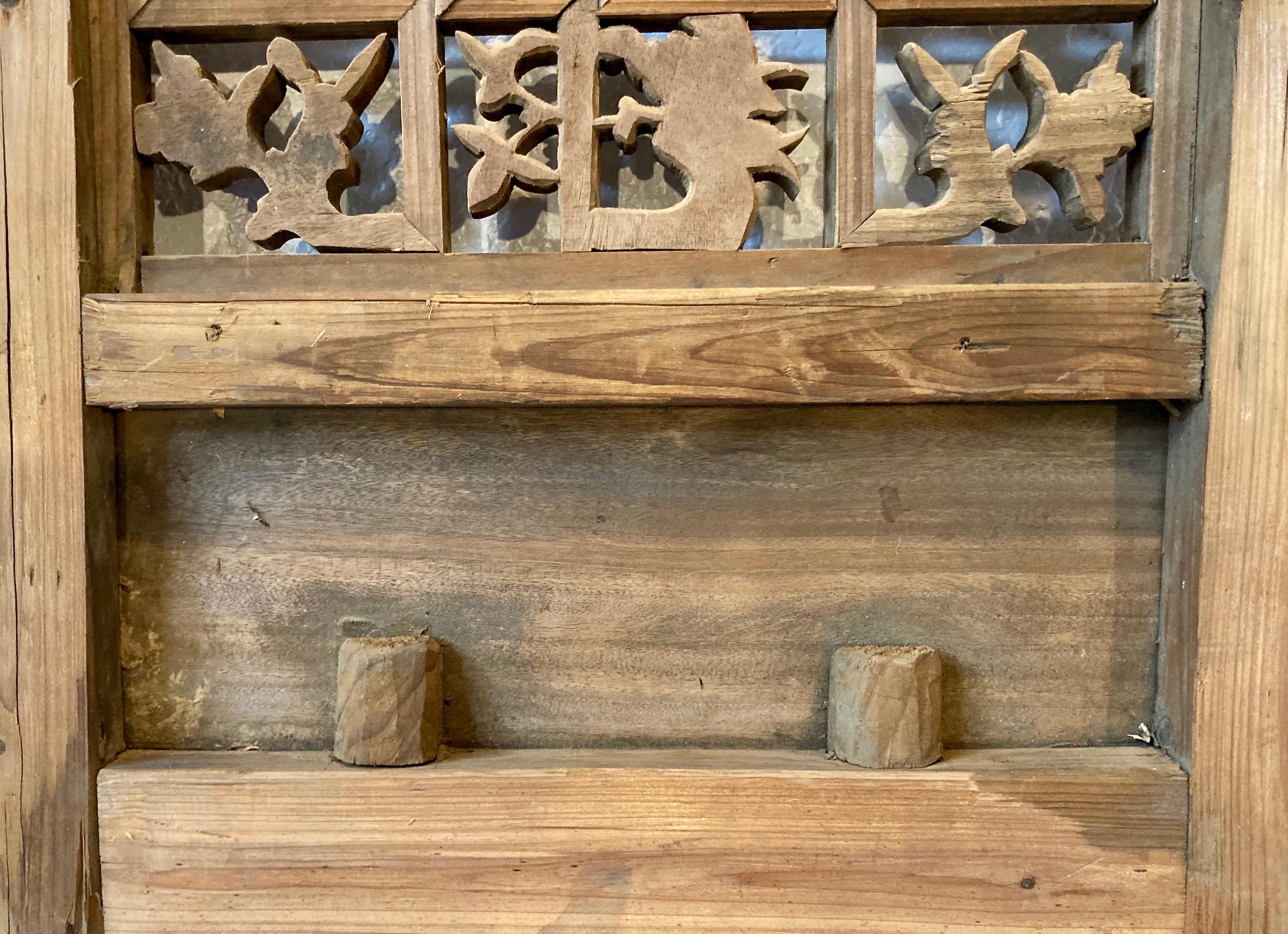 Bois Panneau en bois sculpté chinois ancien en vente