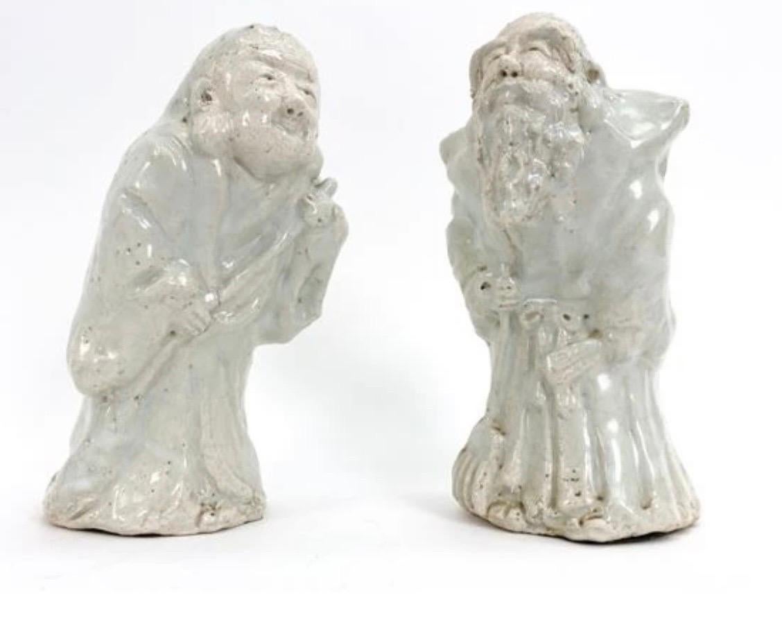 Figuras antiguas chinas de cerámica de celadón ~ un par siglo XIX en venta