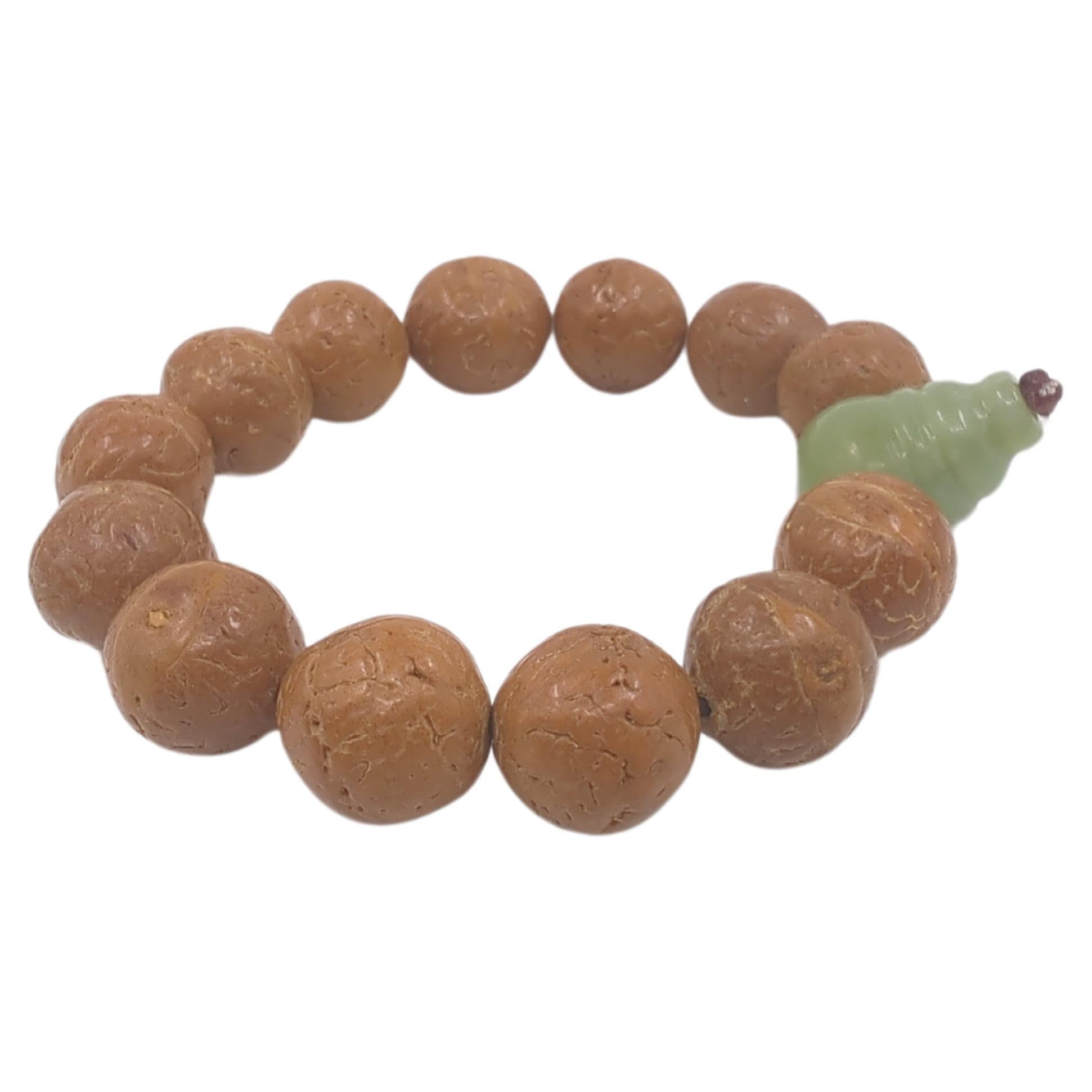 Women's or Men's Antique Chinese Celadon Jade Hulu Bead Bodhi Seeds Bracelet - BEAUTIFUL PATINA For Sale