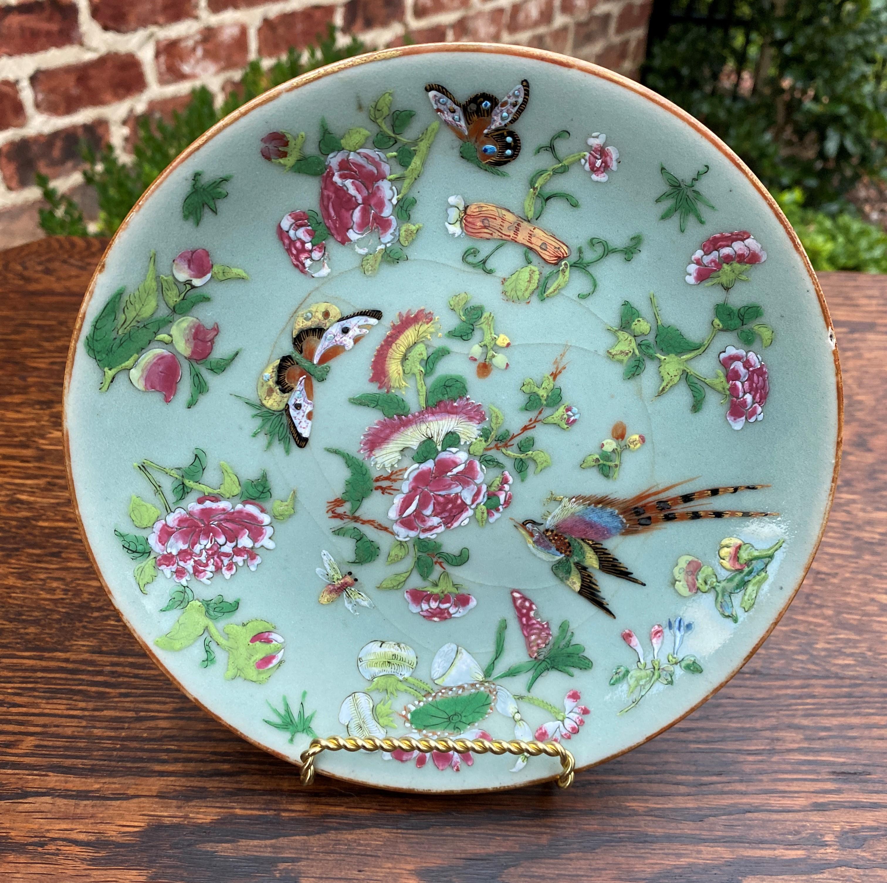 Antique Chinese Celadon Plate Hand Painted Canton Famille Rose Qing c. 1820 #2 In Good Condition In Tyler, TX