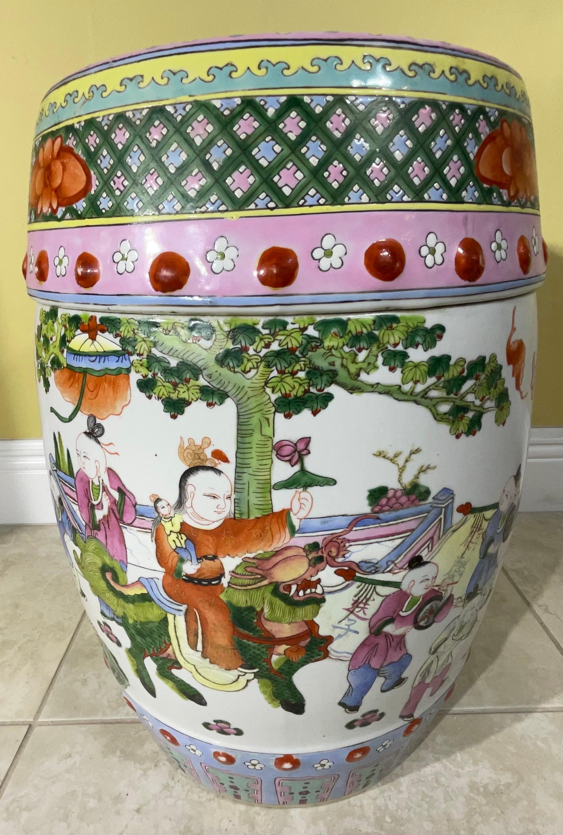 Antique Chinese Ceramic Garden Stool In Good Condition For Sale In Delray Beach, FL