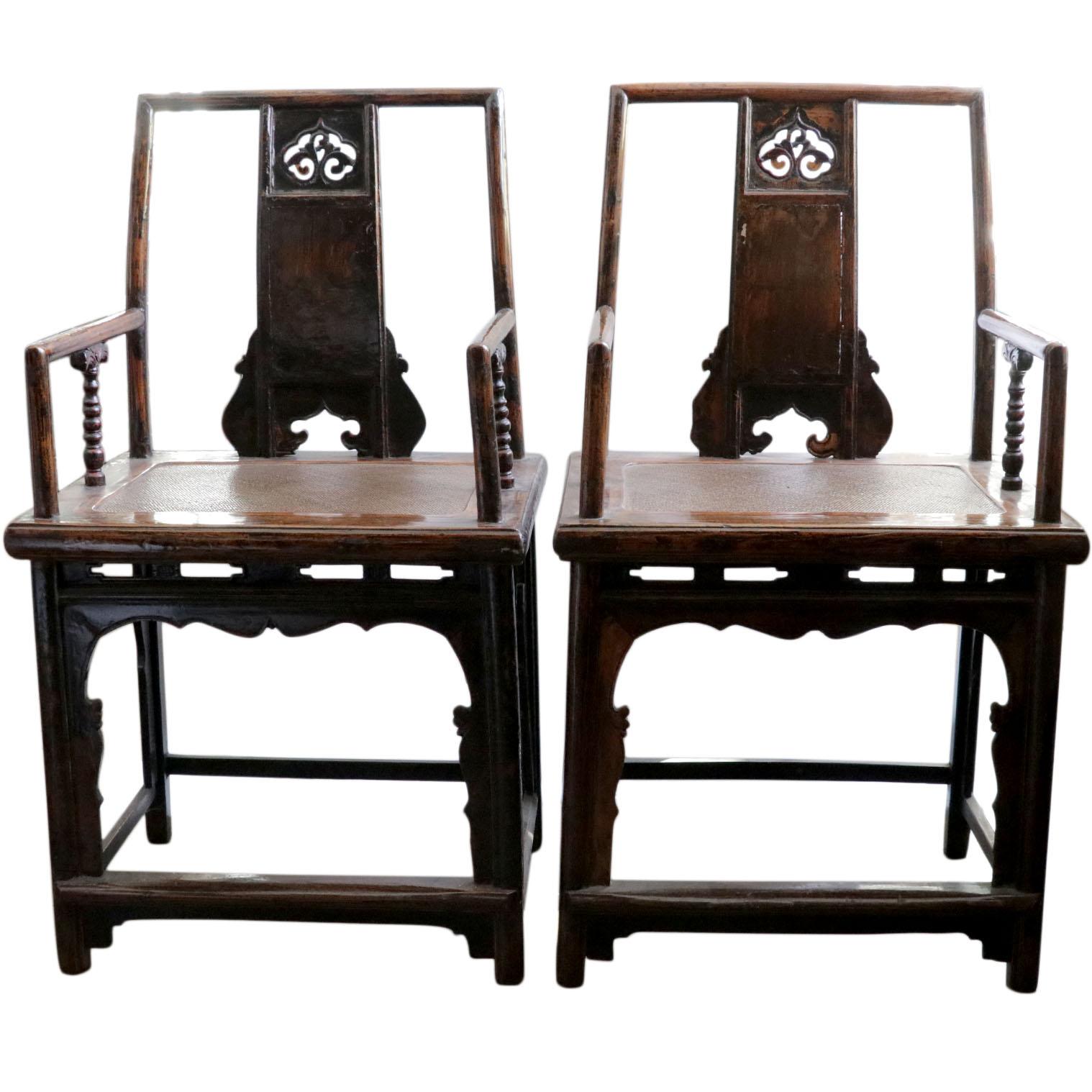 Pair of antique Chinese high chairs with a seat area of 18.5