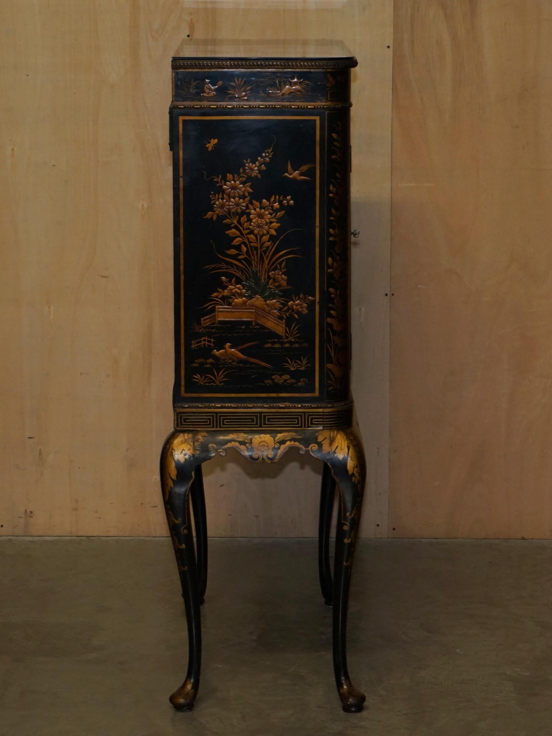 Antique Chinese chinoiserie Black Lacquered Giltwood Drinks Cabinet Cabriole Leg 10