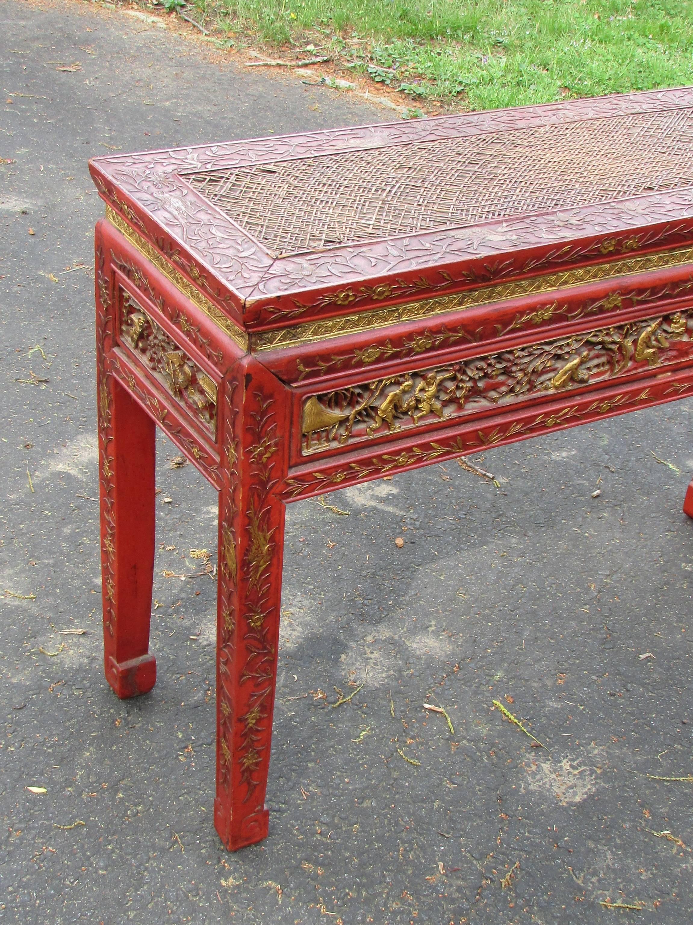 Antique Chinese Chinoiserie Lacquered Console Table In Excellent Condition In Lambertville, NJ