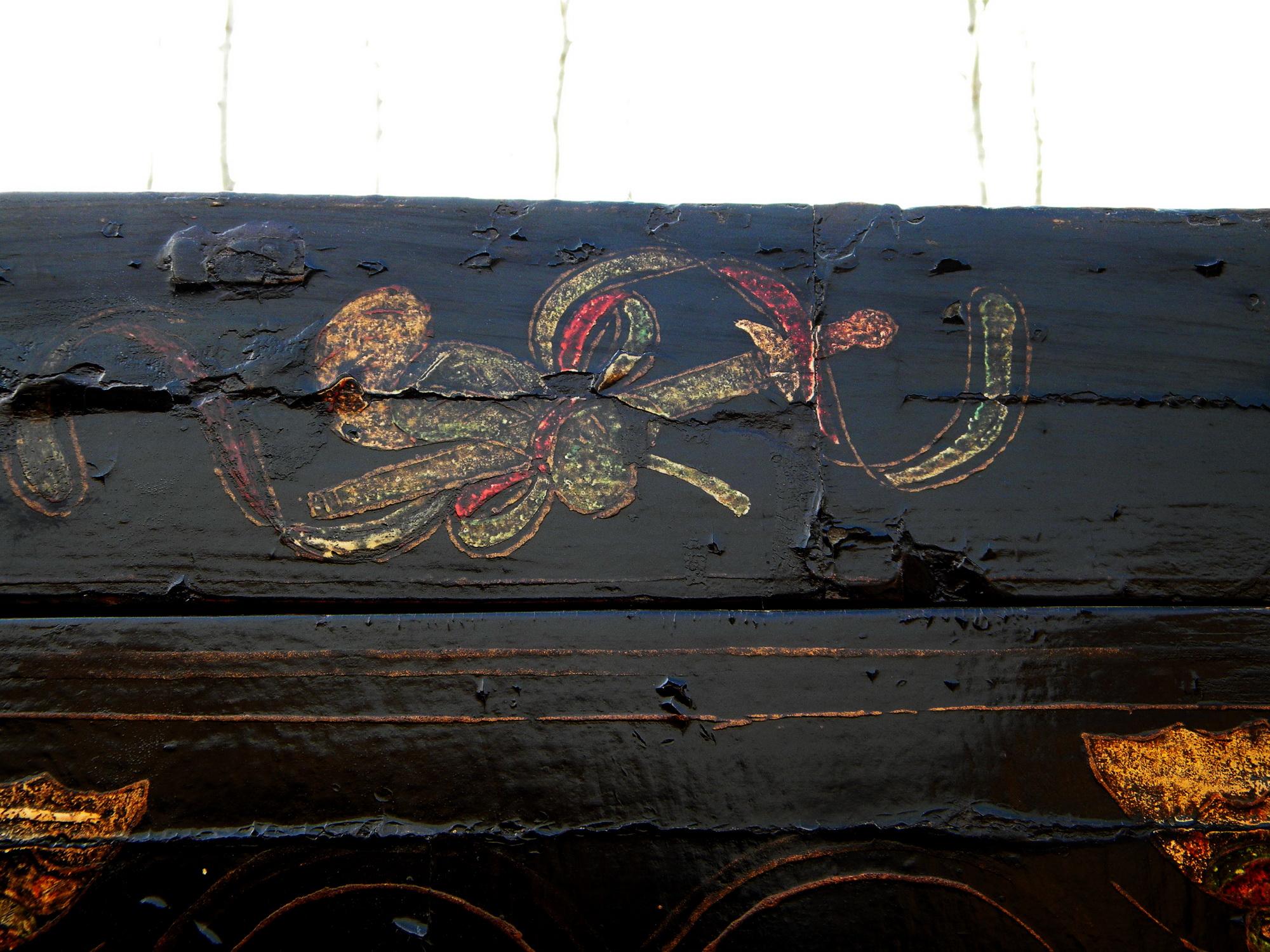 Antique Chinese Chinoiserie-Style Cabinet 2 In Good Condition For Sale In Merrimack, NH