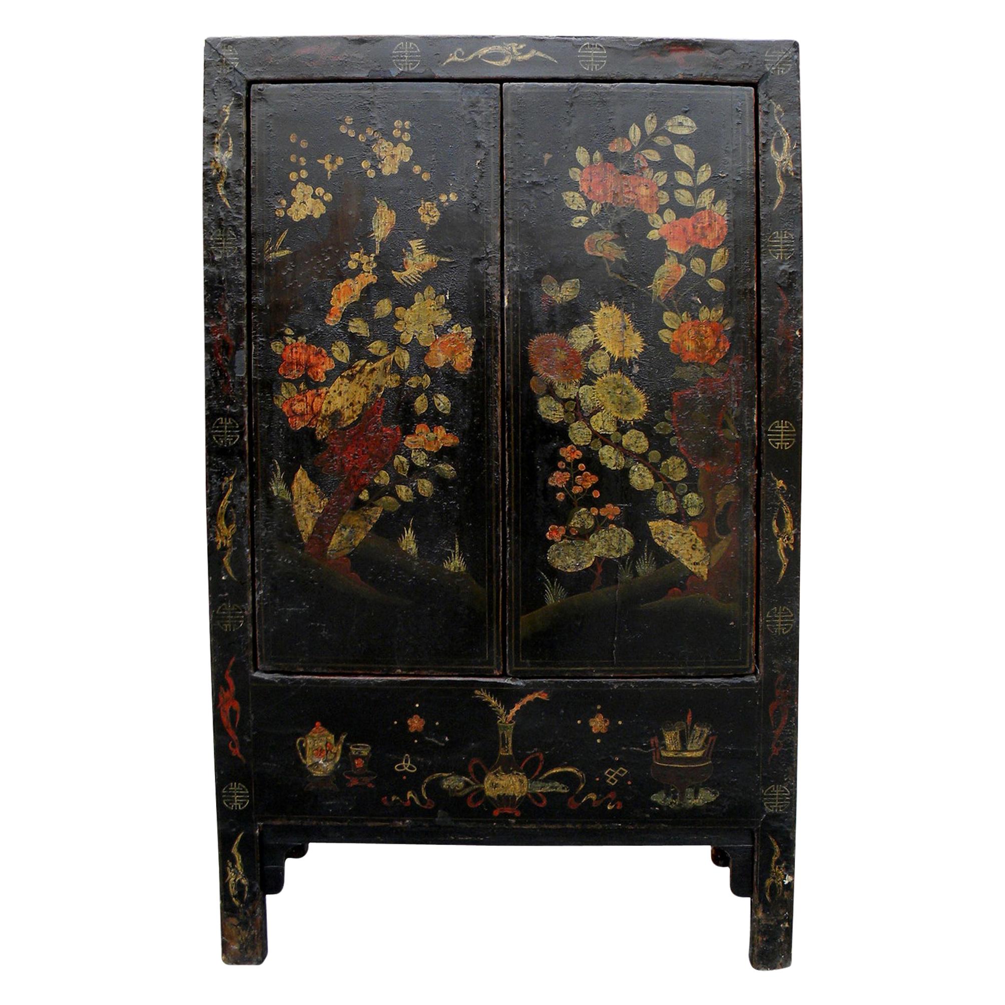 Chinese Antique  Chinoiserie-Style Cabinet