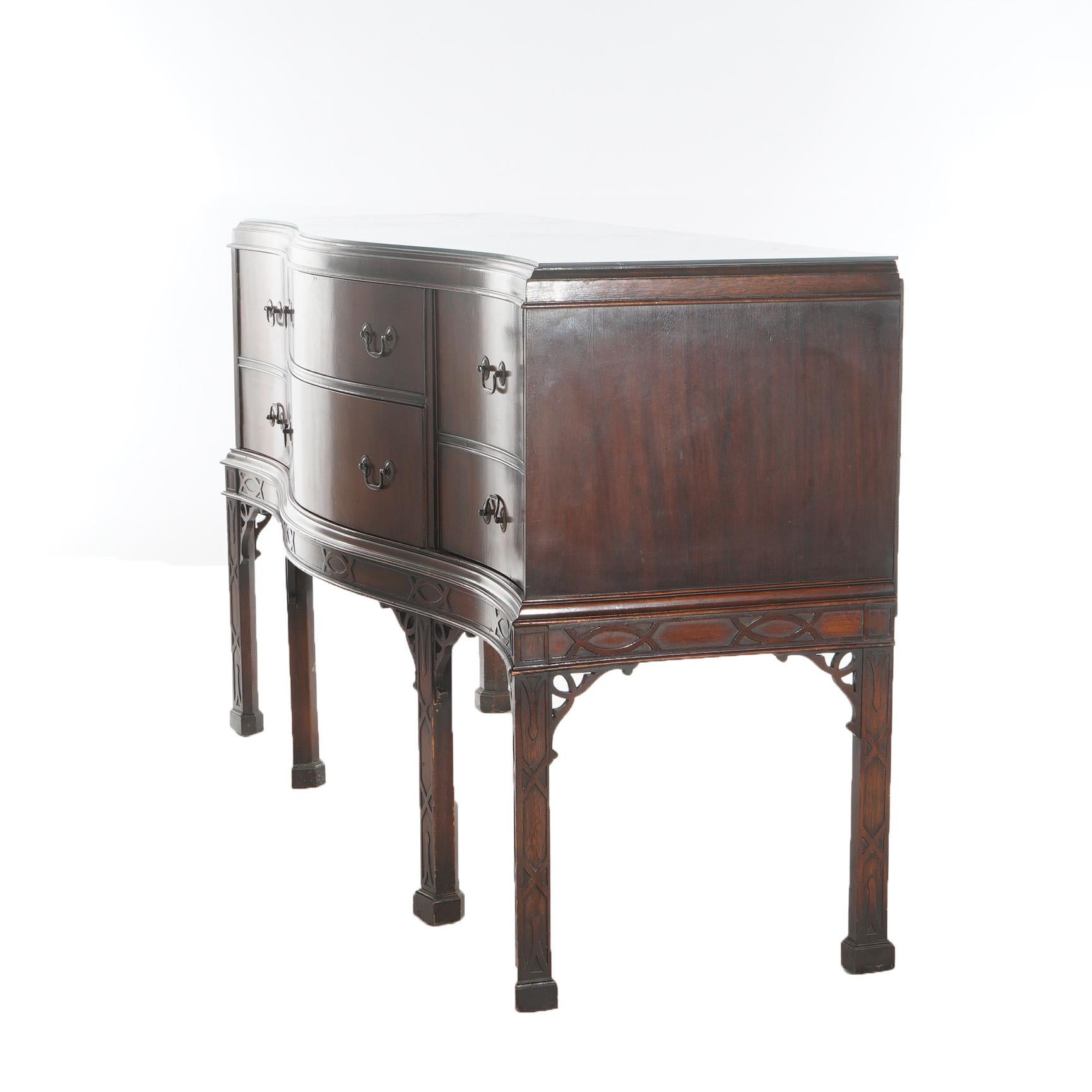 Antica credenza cinese Chippendale in mogano con mensole reticolate C1930 in vendita 8