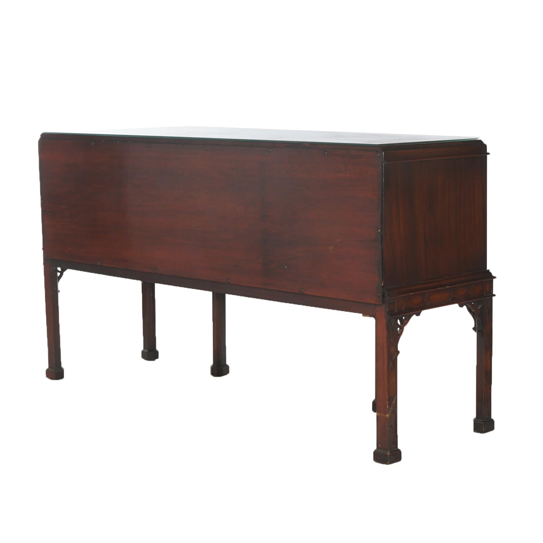 Antica credenza cinese Chippendale in mogano con mensole reticolate C1930 in vendita 12