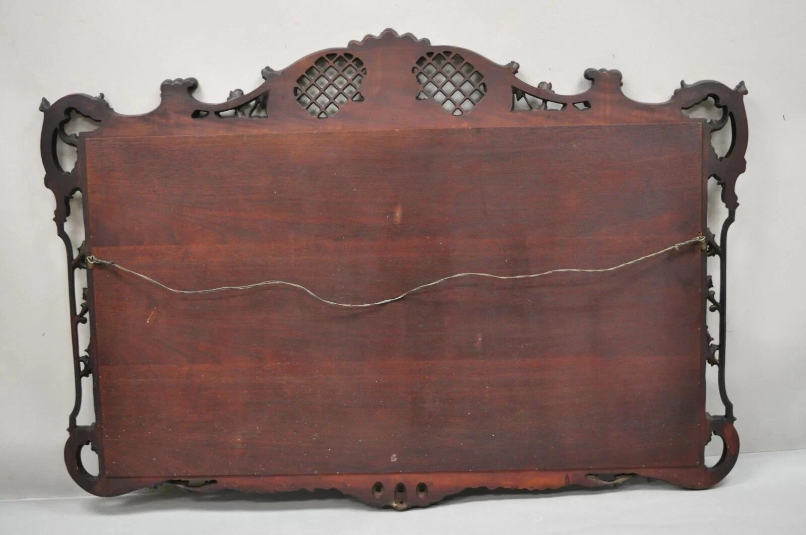 Antike chinesische Chippendale-Stil Laubsägearbeiten geschnitzt Mahagoni große Wand-Spiegel im Angebot 3