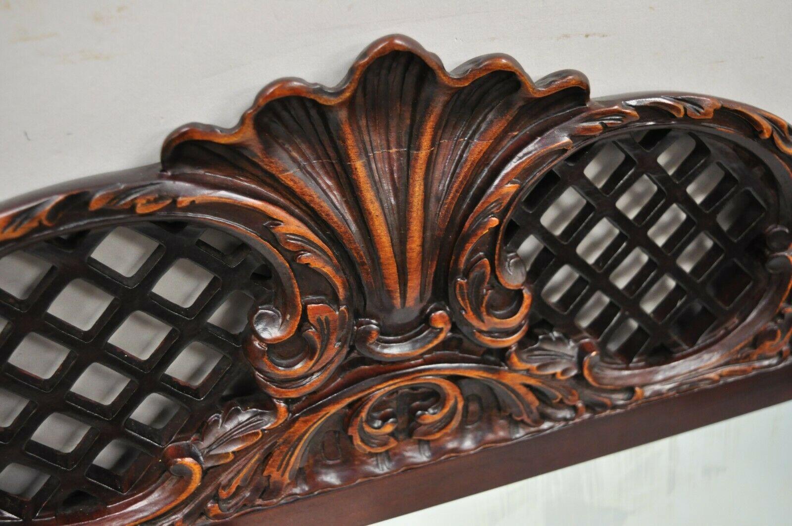 Antique Chinese Chippendale Style Fretwork Carved Mahogany Wall Mirror In Good Condition For Sale In Philadelphia, PA