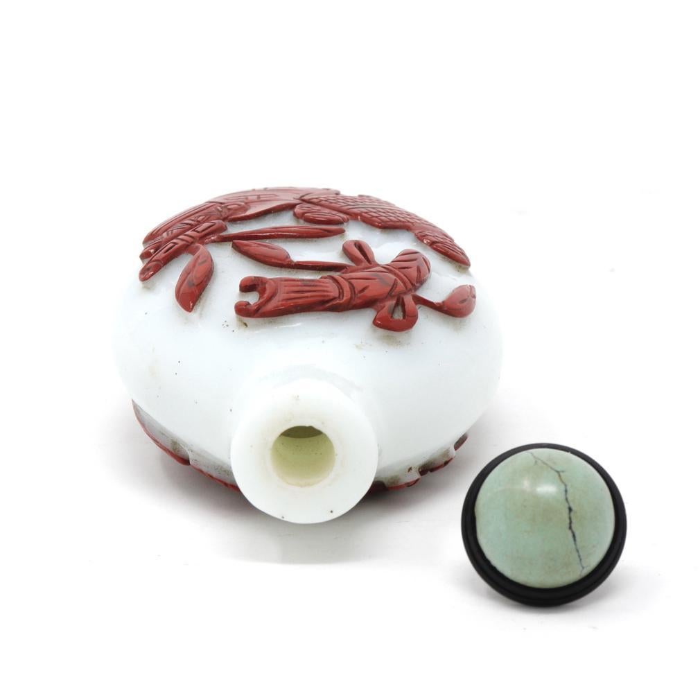 Antique Chinese Cinnabar-red Overlay White Glass Snuff Bottle For Sale 2