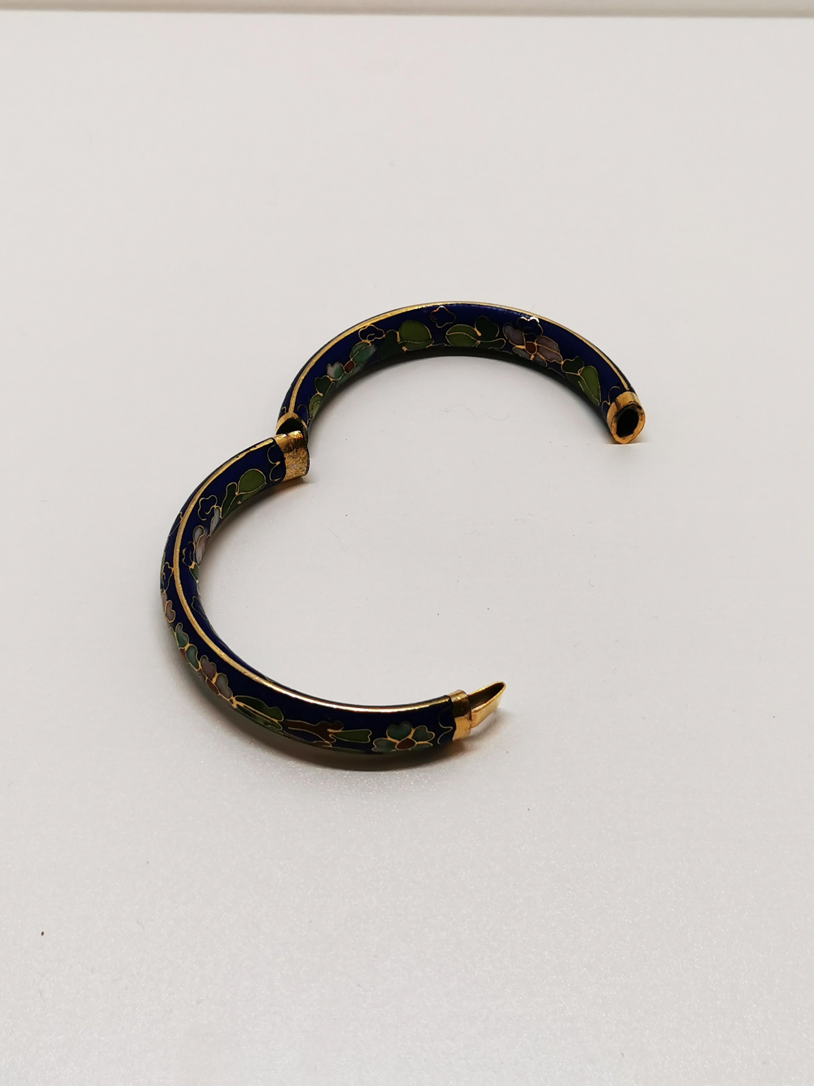 Post-War Antique Chinese Cloisonné Bangle  Blue with Brass, Floral & Cloud Motifs For Sale