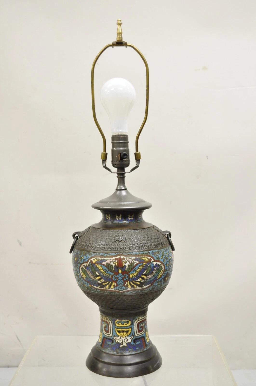 Ancienne lampe de bureau chinoise figurative en porcelaine cloisonnée bleue, émaillée et bronze en vente 4