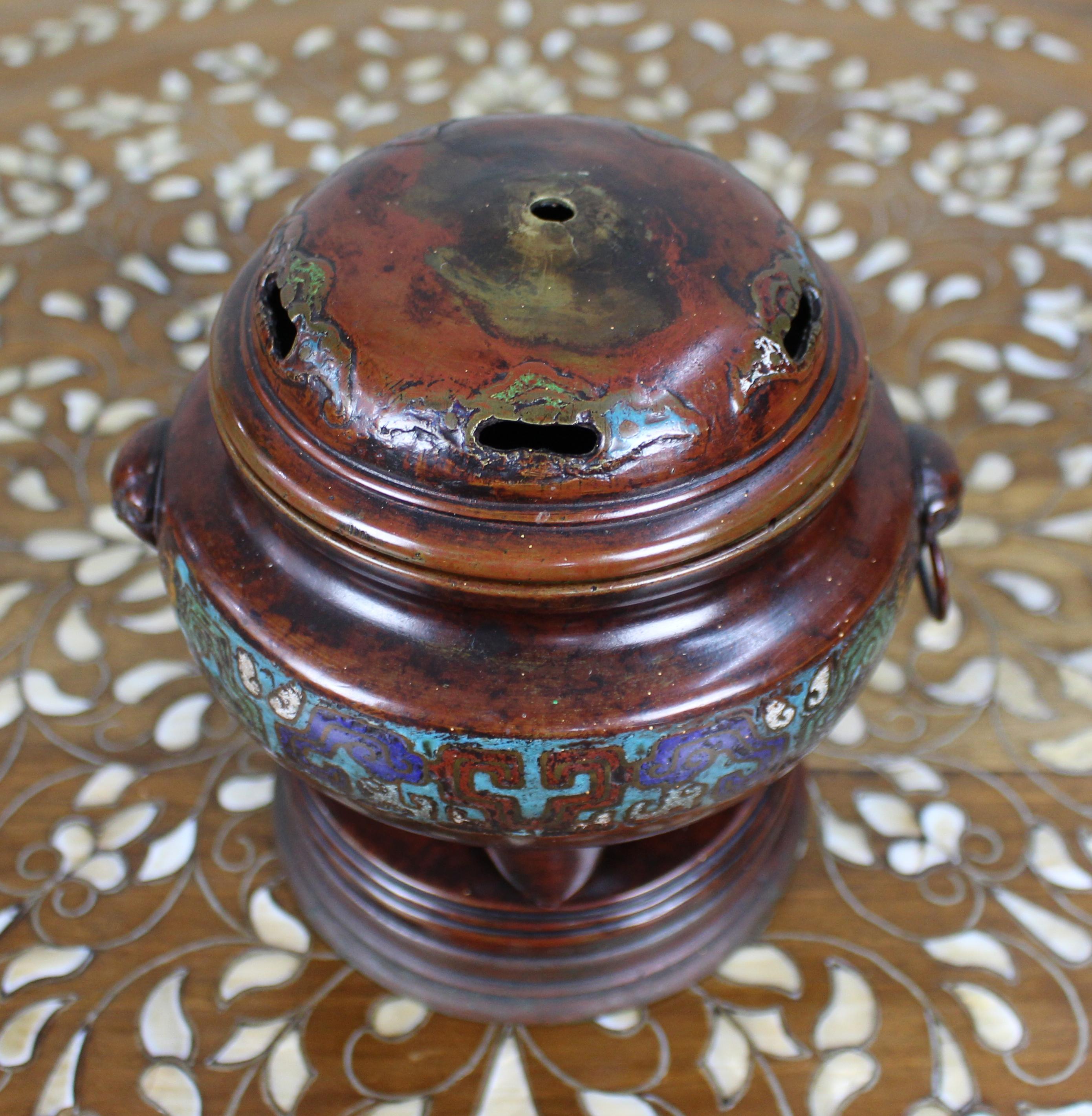 Antique Chinese Cloisonné Bronze Tripod Censer, c.1890 In Good Condition For Sale In Worcester, GB