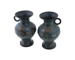 Vases balustres chinois anciens en émail cloisonné