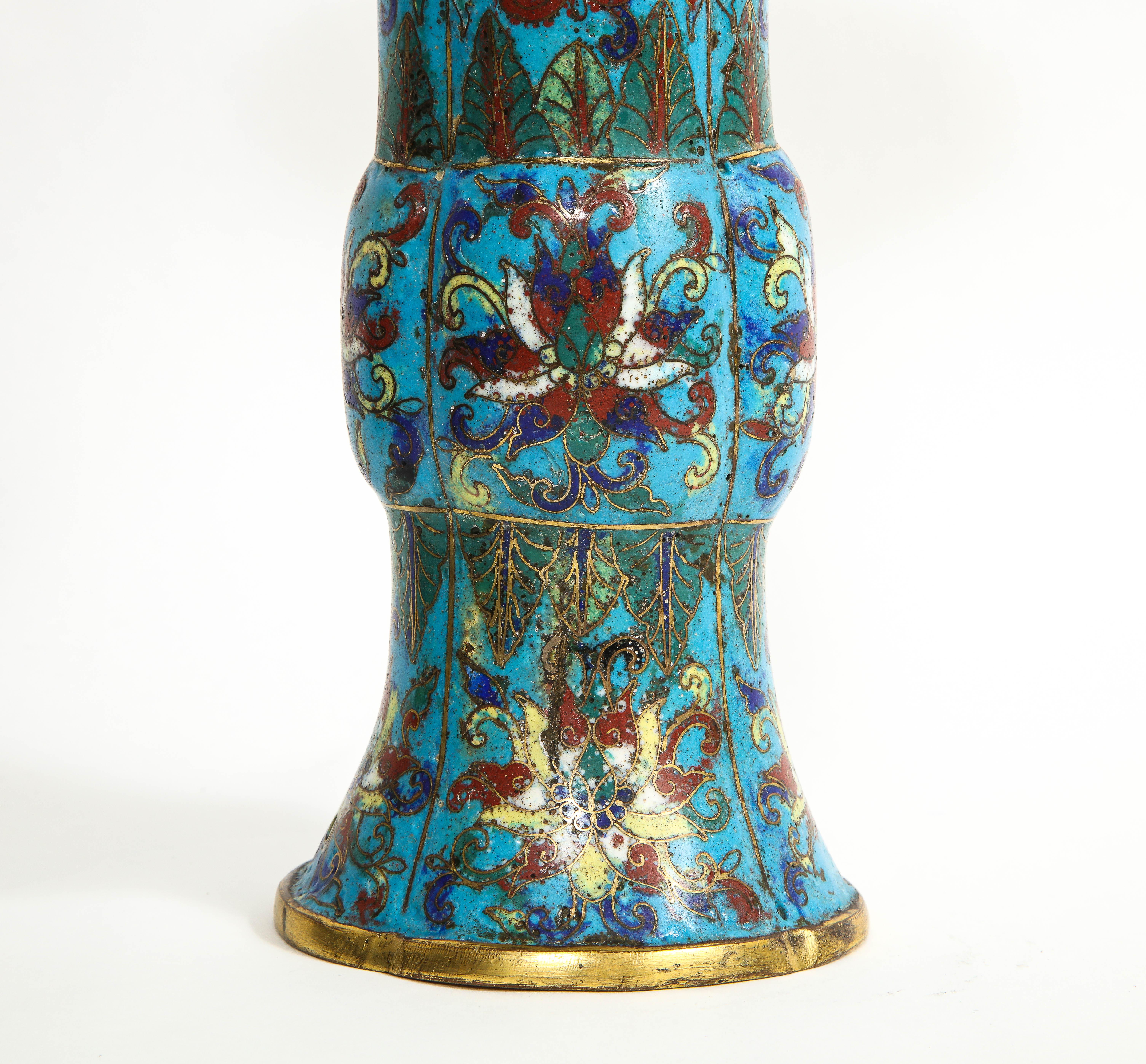 Antique Chinese Cloisonné Enamel Gu Form Vase, 17th/18th Century, Kangxi Period For Sale 3