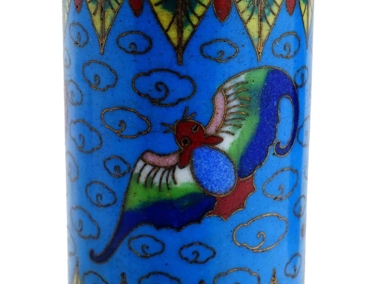 Anciennes brochettes chinoises émaillées cloisonnées avec battes en vente 1