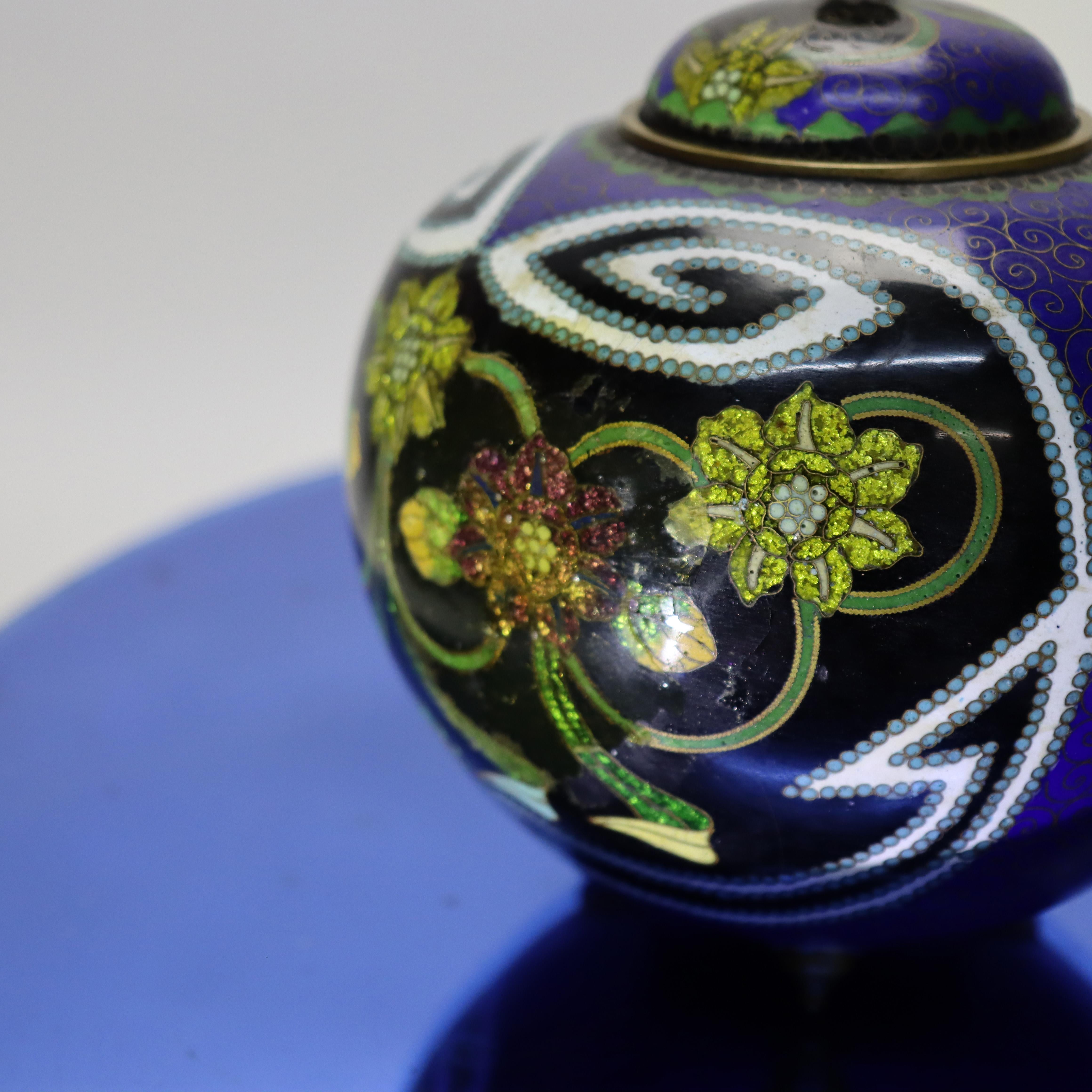 Antike chinesische Cloisonne emailliert Lidded & Footed Jar Early 20thC (Metallarbeit) im Angebot