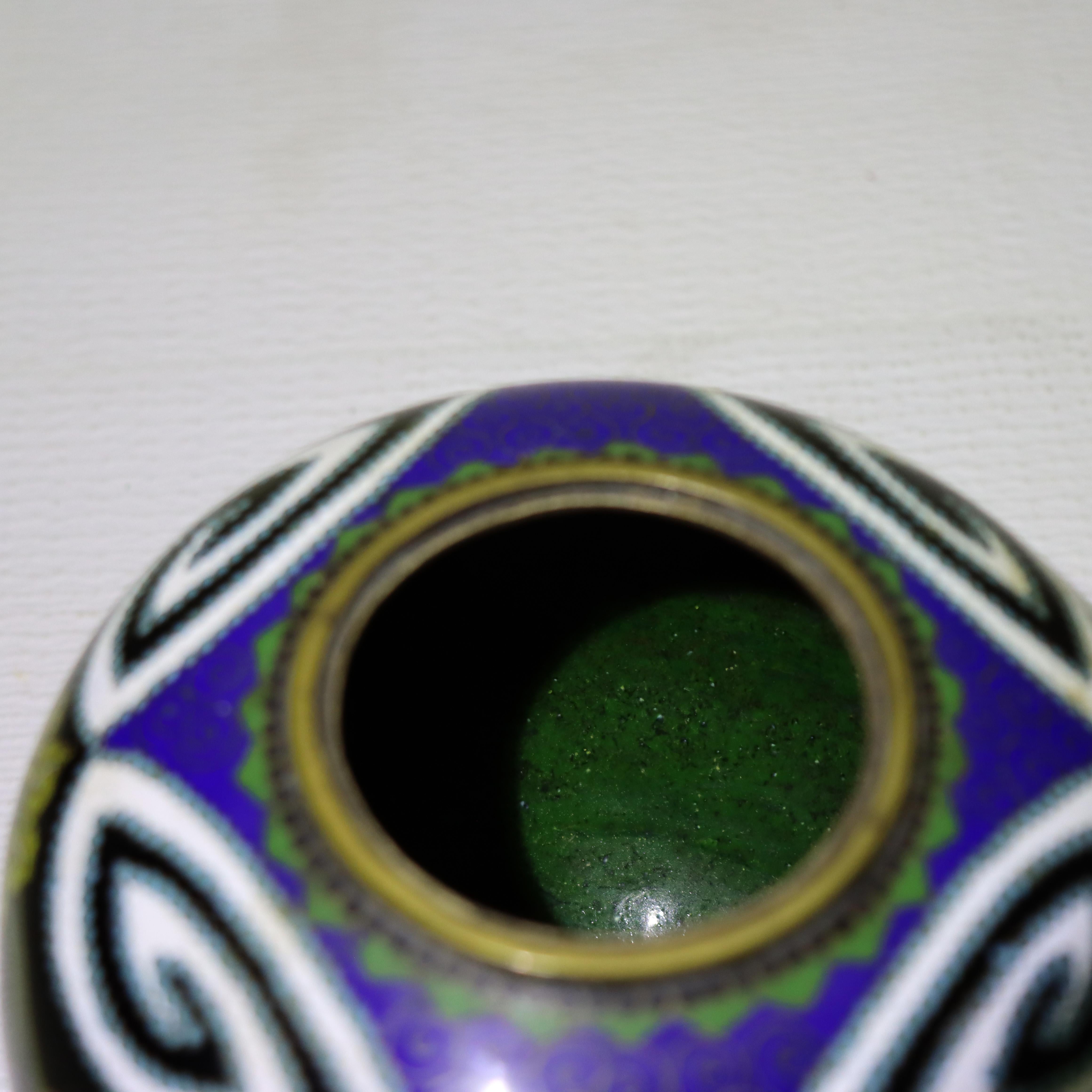 Antike chinesische Cloisonne emailliert Lidded & Footed Jar Early 20thC im Angebot 1