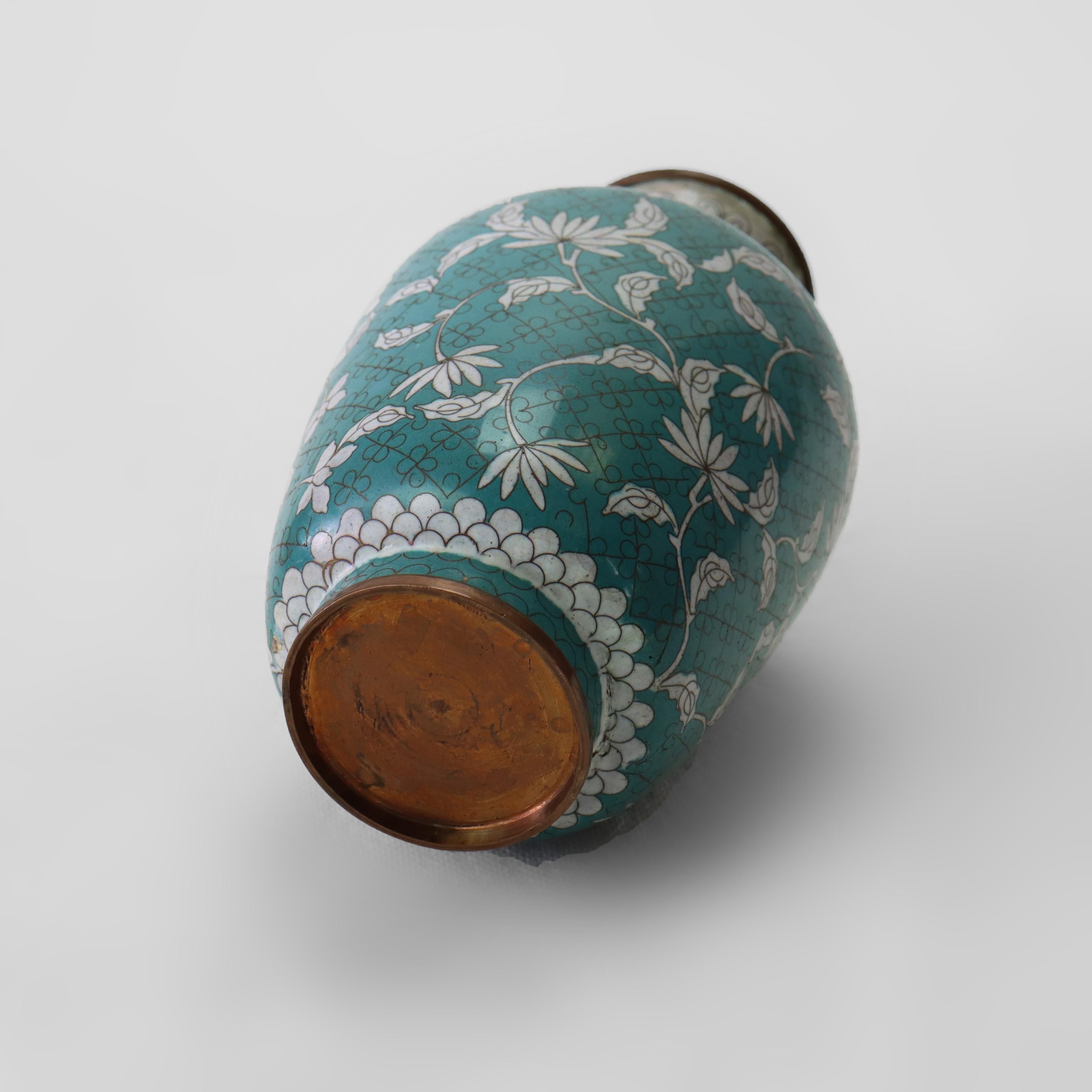 Vase ancien en cloisonné émaillé de Chine C1920 en vente 1