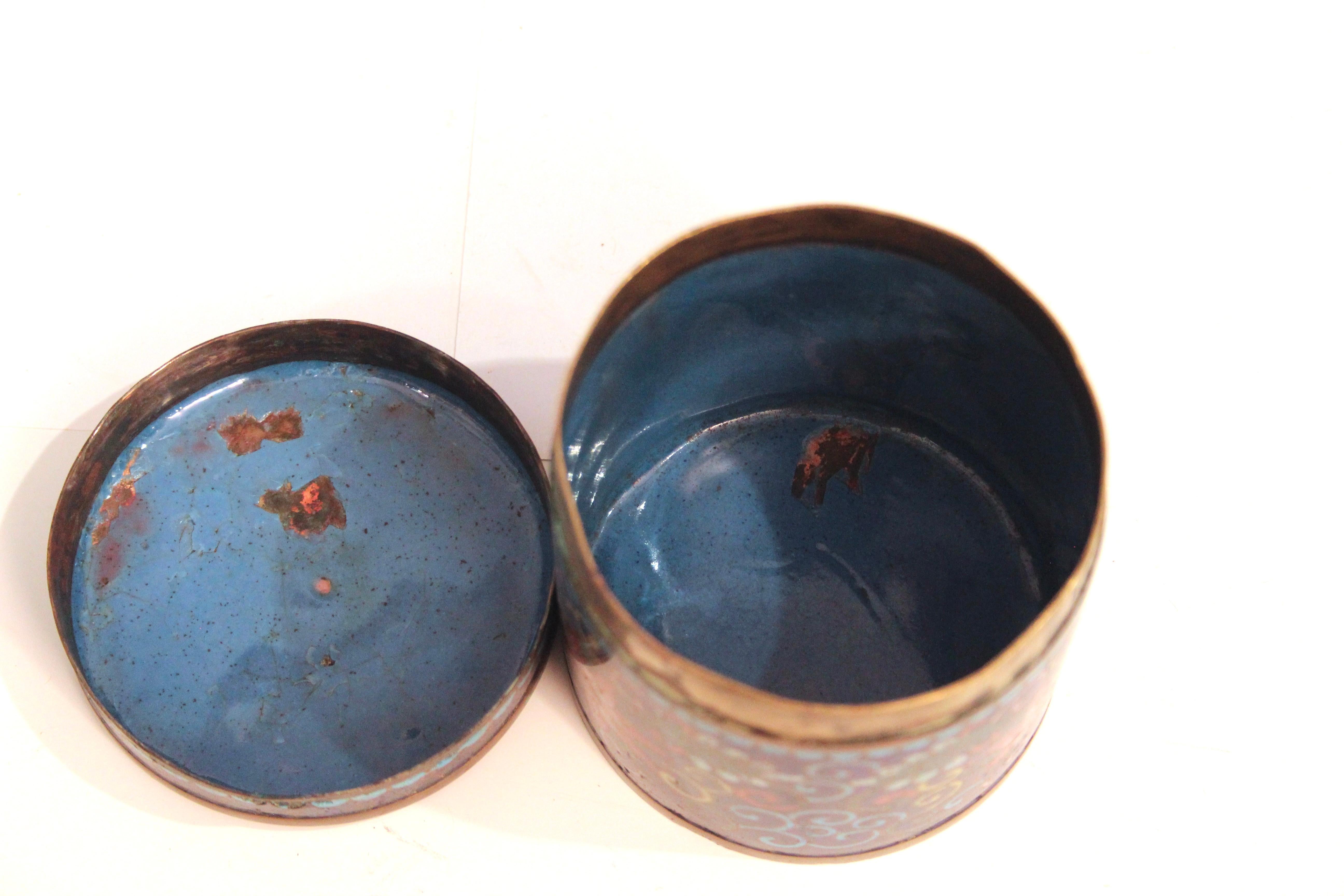 Cloissoné Antique Chinese Cloisonne Jar Box Cannister and Cover Copper Enamel For Sale