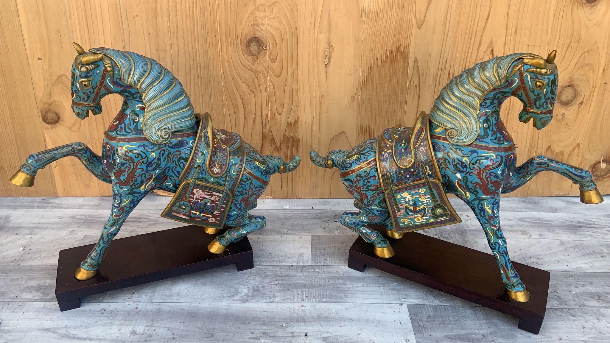 Vintage Chinese Cloisonné War Horse Sculptures on Mahogany Base - Pair For Sale 4